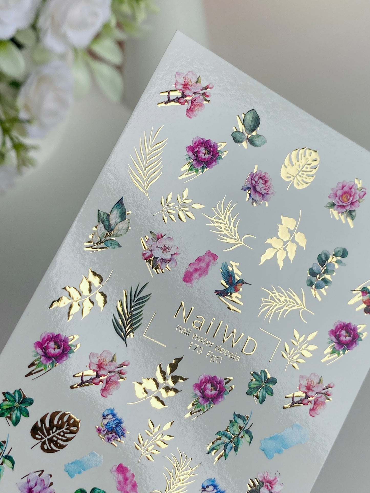 Adesivo per Unghie ad Acqua 173 Nail WD | Adesivi per Unghie a Scivolamento ad Acqua Fiori Tropicali e Foglie | Adesivi per Unghie ad Acqua Design Esotico con Accenti Dorati