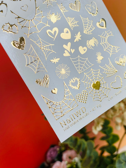 Nagel Wasserabziehbild 42 NailWD | Gotische Wasserfolien Nagelabziehbilder | Goldfolie Herzen & Spinnennetze