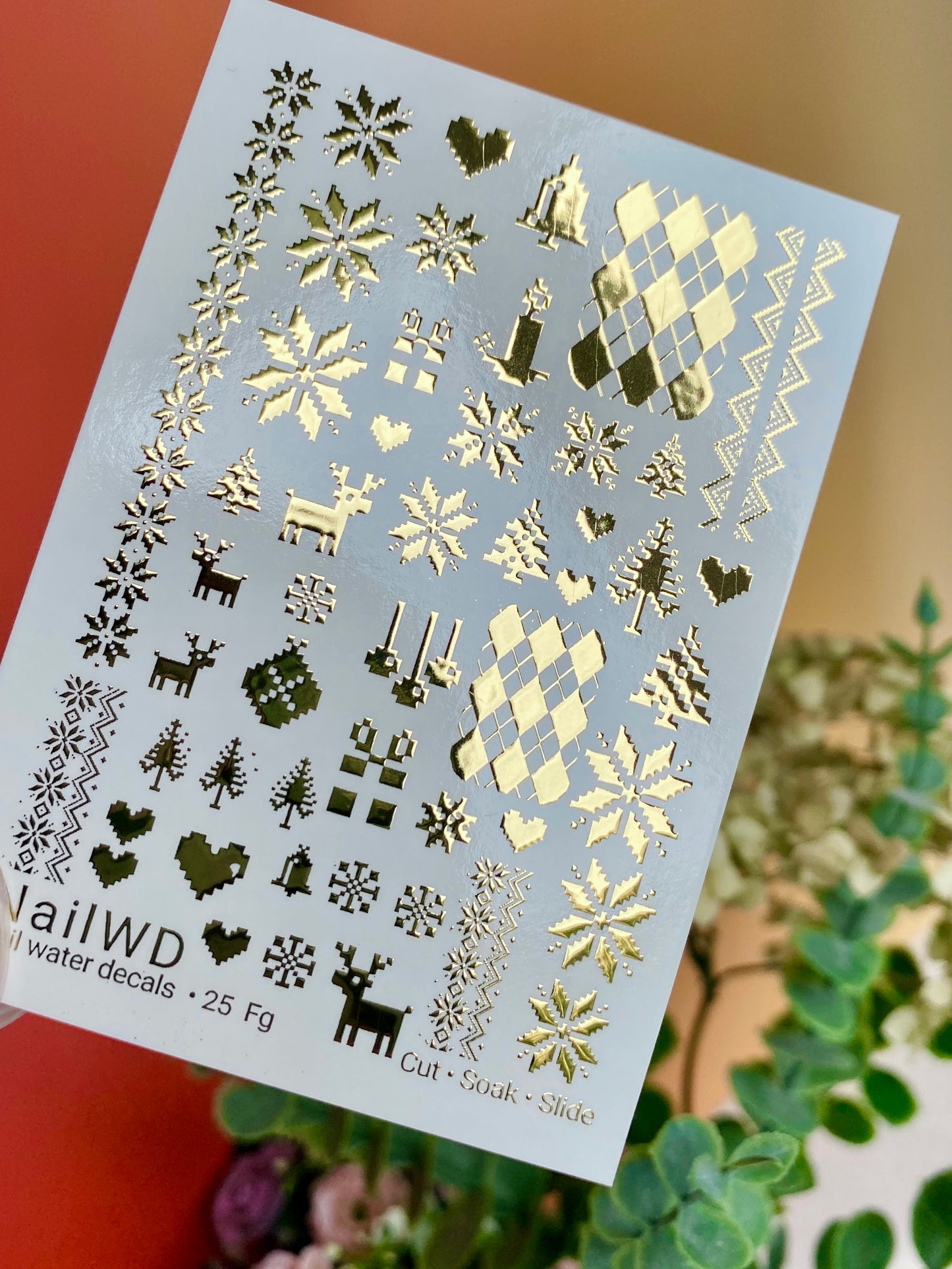 Adesivo per unghie ad acqua 25 NailWD | Adesivi per unghie a scivolamento ad acqua con fiocchi di neve dorati e renne | Nail art stile maglione di Natale