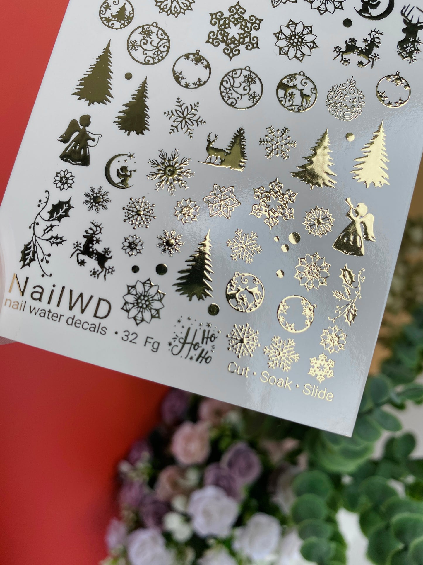 Nagų vandens lipdukas 32 NailWD | Kalėdiniai vandens slankiojantys nagų lipdukai | Auksinės folijos snaigės ir medžiai