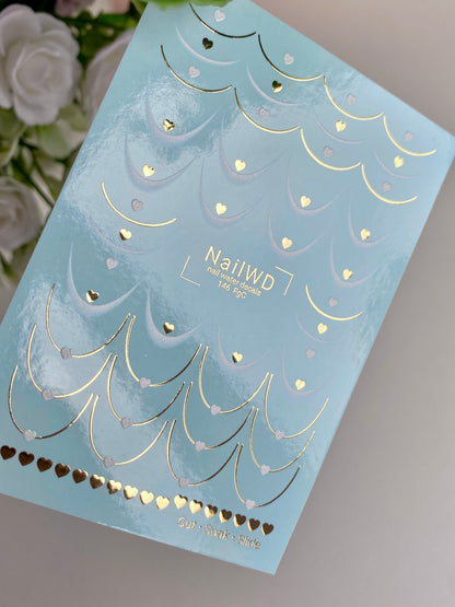 Naklejka na paznokcie 146 NailWD | Naklejki do paznokci na wodę ze zjeżdżalnią Złote i białe serca | Romantyczny wzór francuskiej krzywej