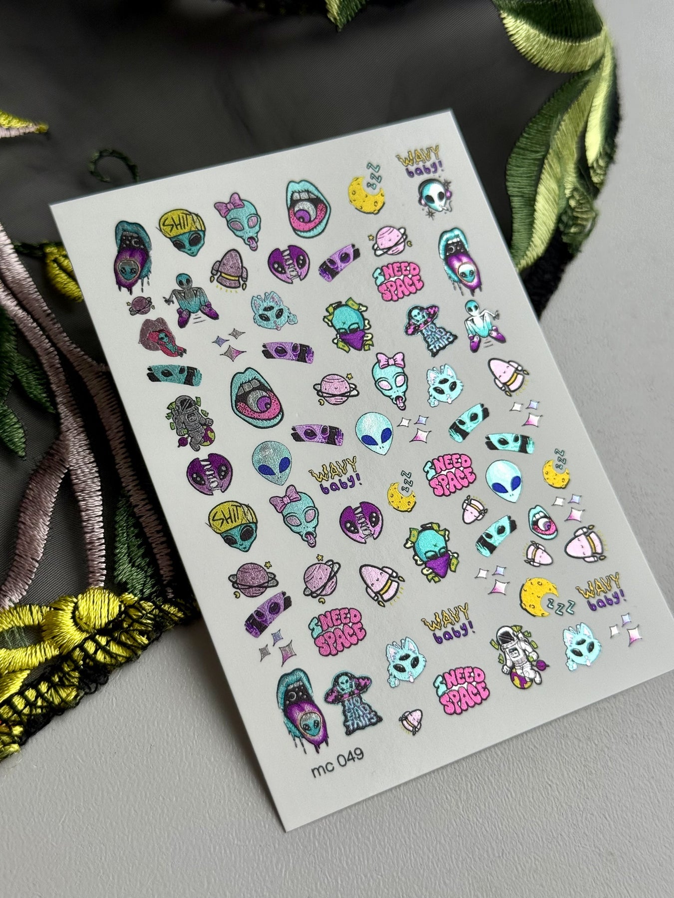 Alien Nail Decals — Cute Space Characters, I Need Space | MC-049 - UASLIDER