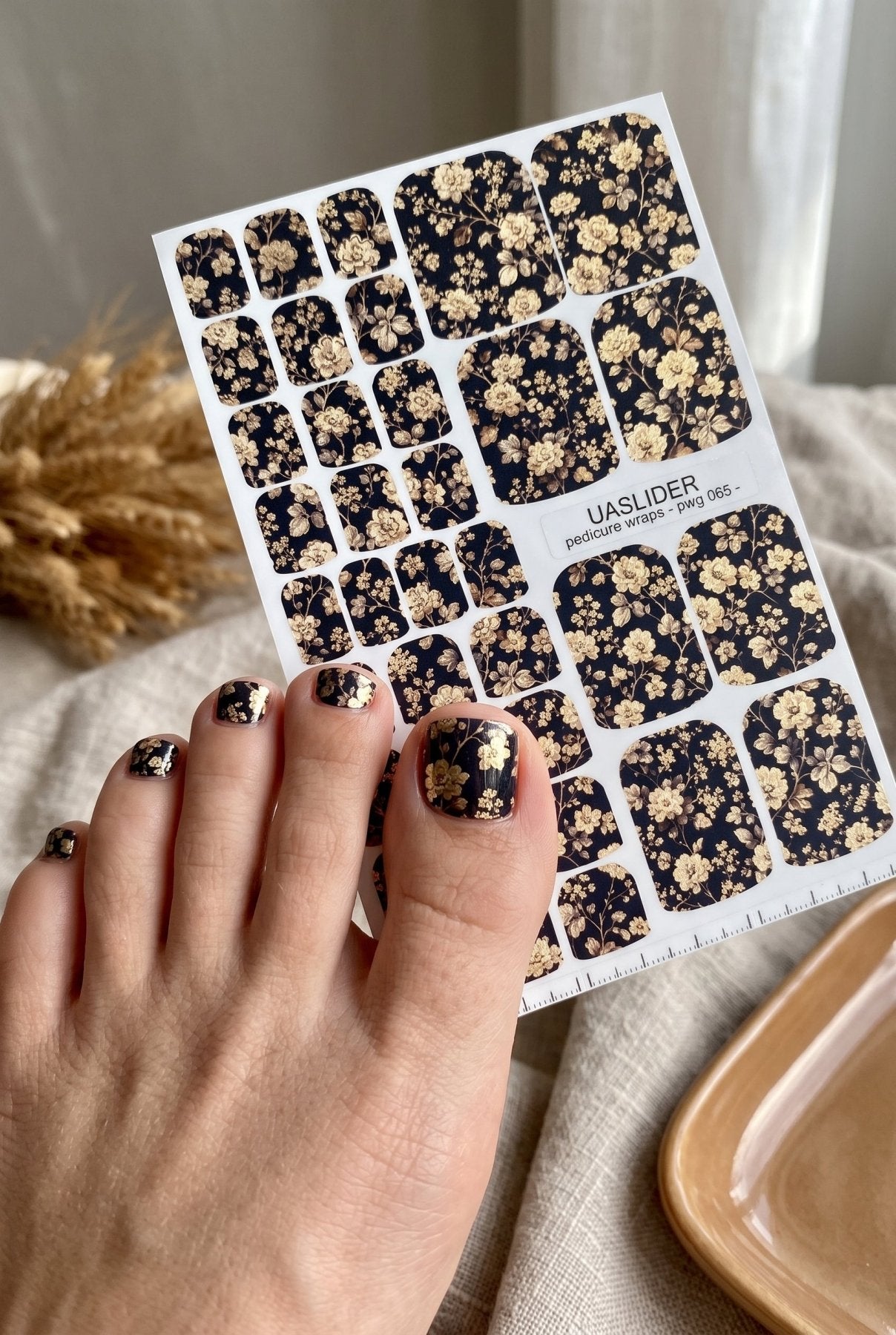 Black Floral Pedicure Wraps — Cream Blooms & Gold Foil | pwg-065 - UASLIDER