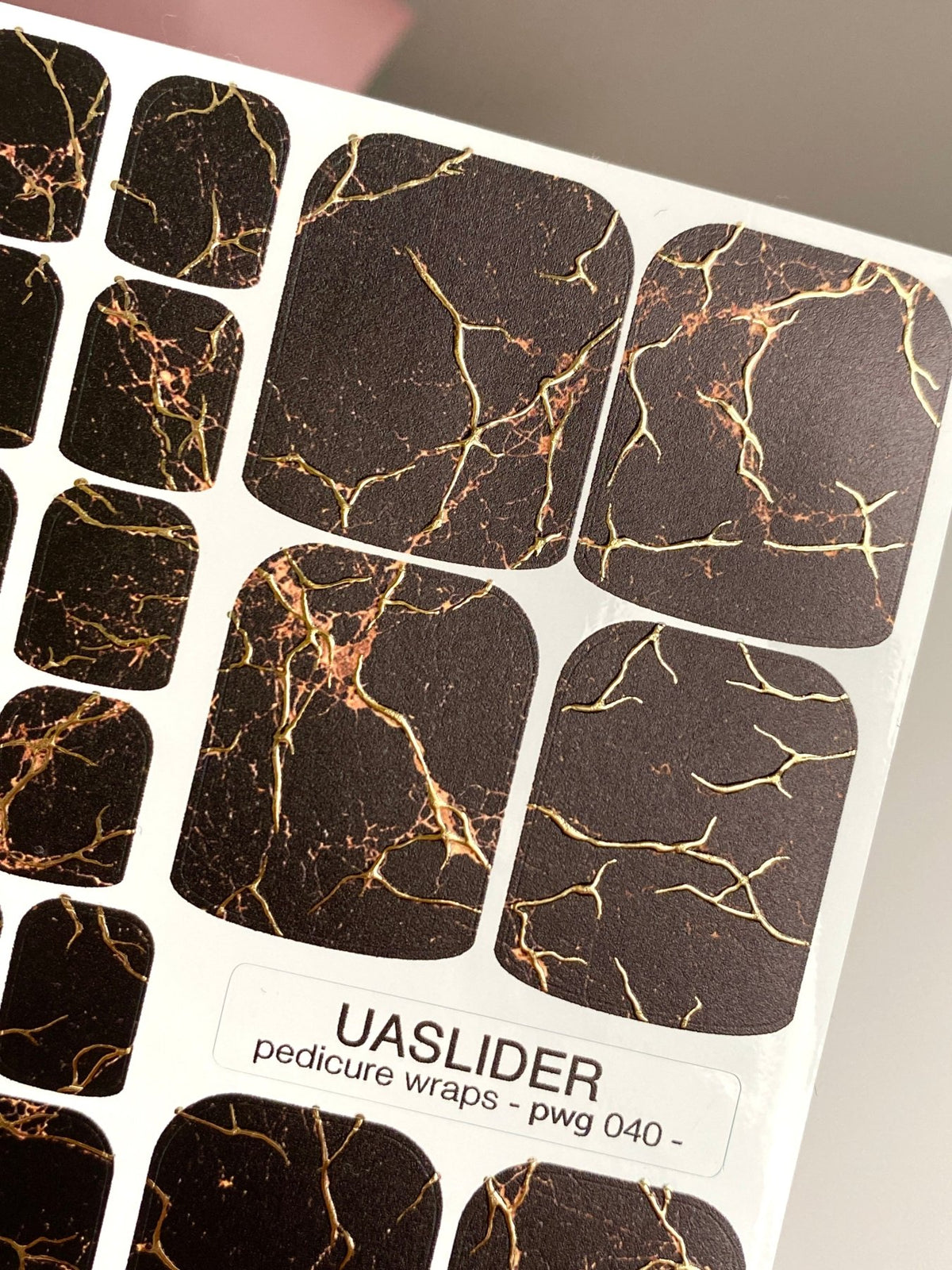 Black Marble Pedicure Wraps — Gold Foil Veins | pwg-040 - UASLIDER