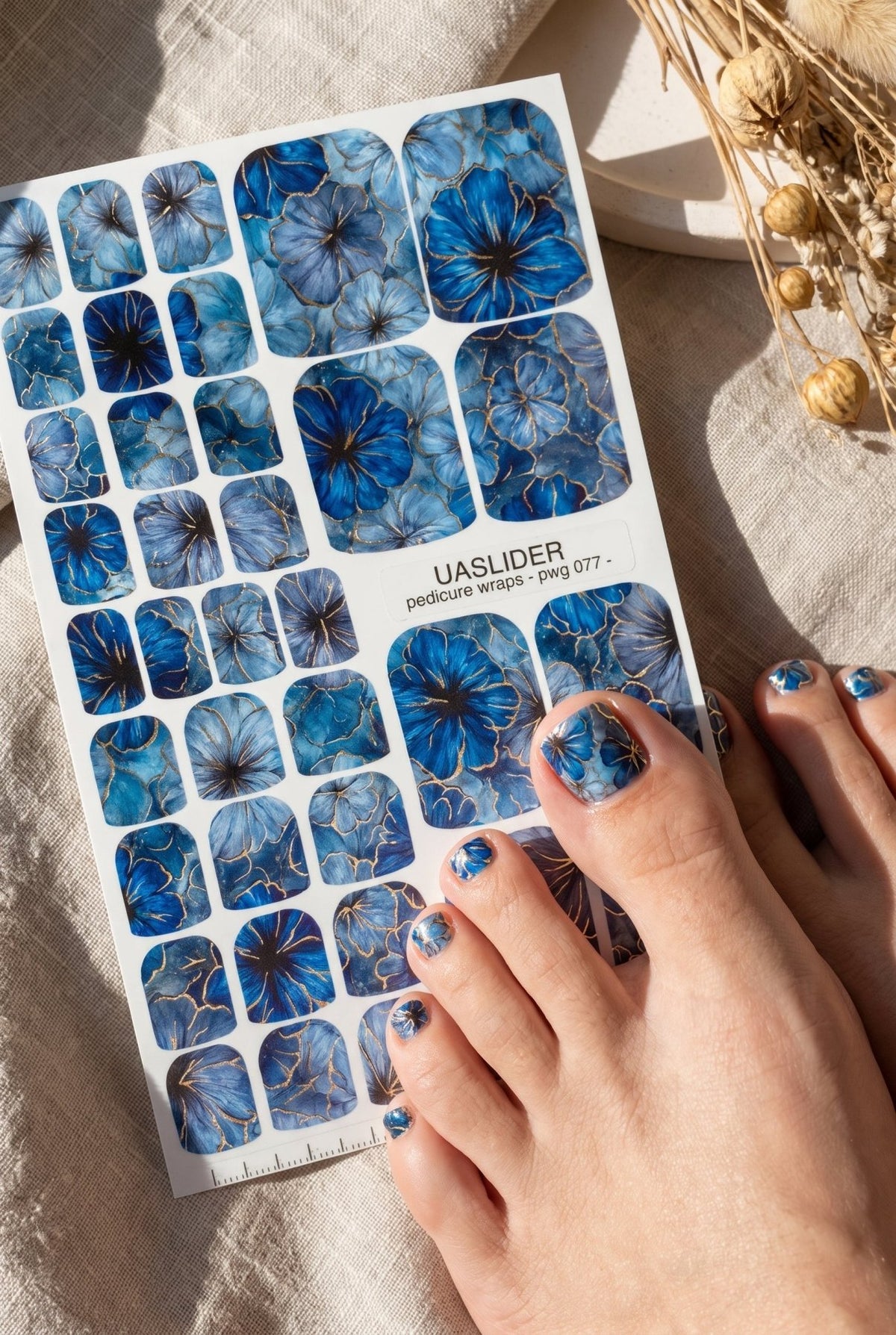Blue Floral Pedicure Nail Wraps — Gold Foil | pwg-077 - UASLIDER