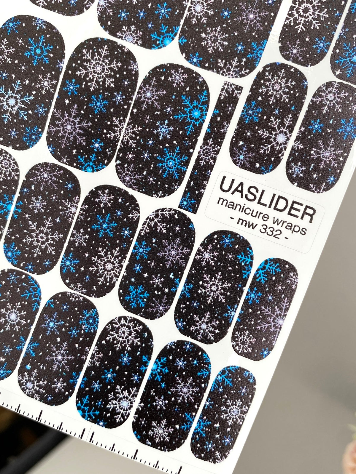 Blue Snowflake Manicure Wraps — White on Black | mw-332 - UASLIDER