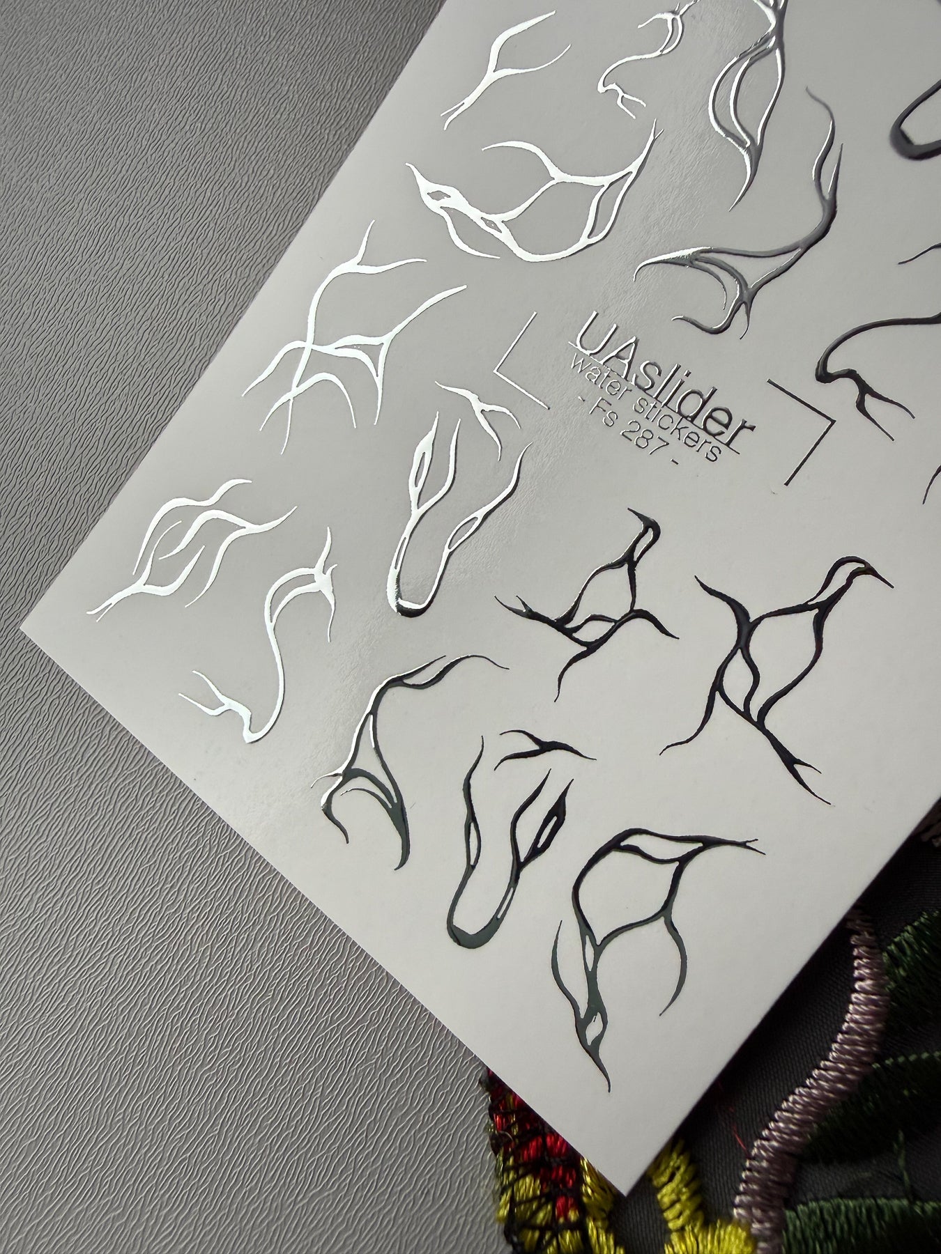 Branch & Leaf Silhouette Nail Decals — Silver Foil | Fs - 287 - UASLIDER