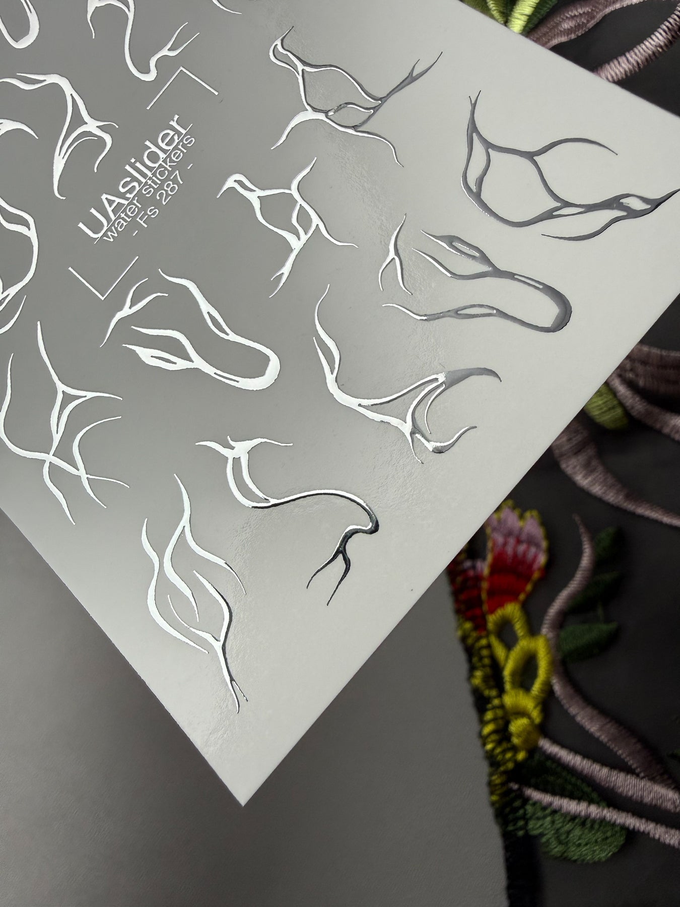 Branch & Leaf Silhouette Nail Decals — Silver Foil | Fs - 287 - UASLIDER
