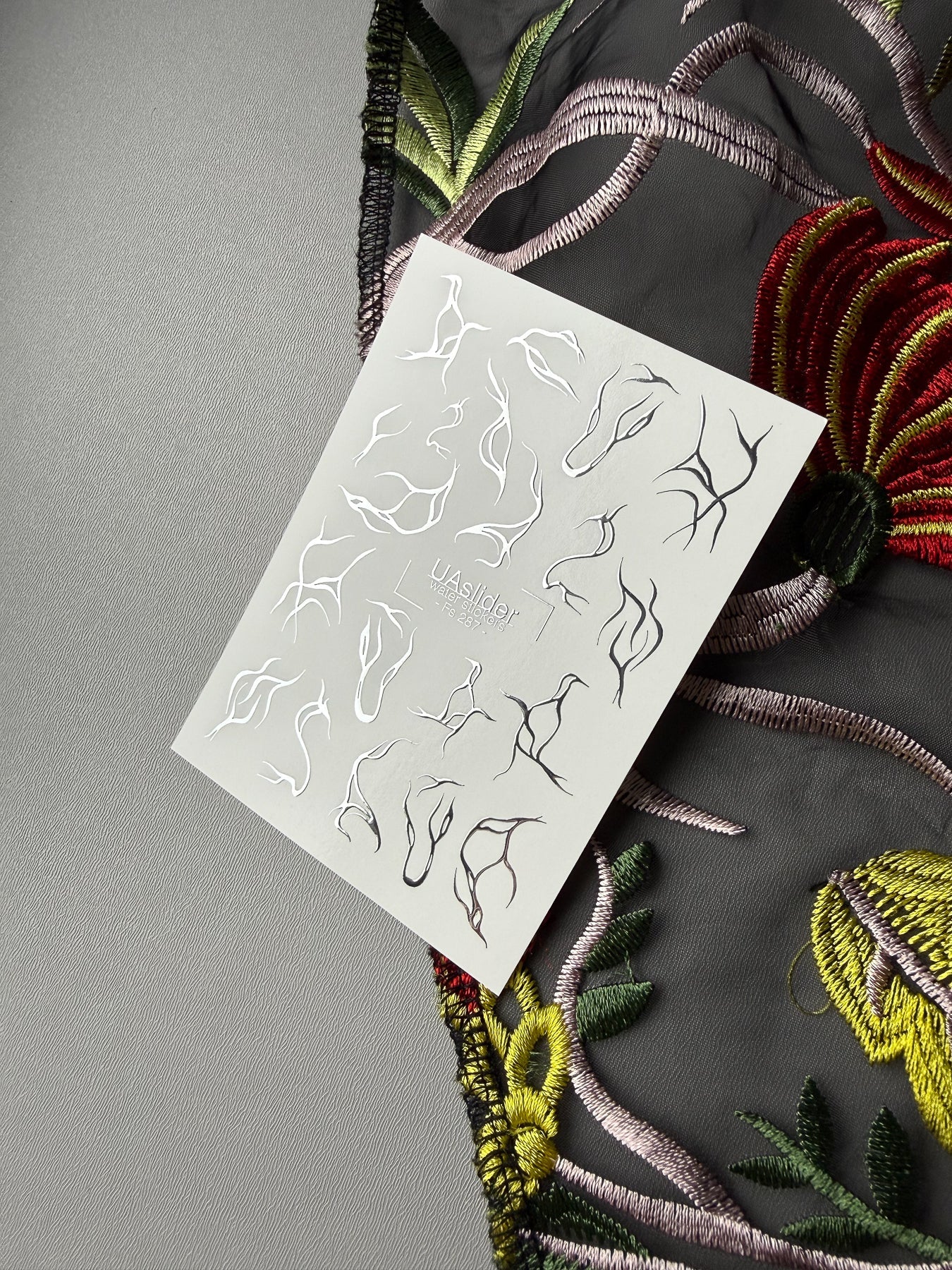 Branch & Leaf Silhouette Nail Decals — Silver Foil | Fs - 287 - UASLIDER