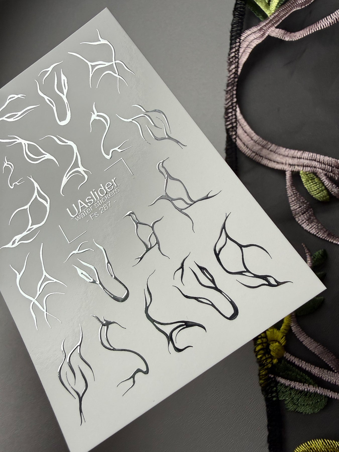 Branch & Leaf Silhouette Nail Decals — Silver Foil | Fs - 287 - UASLIDER