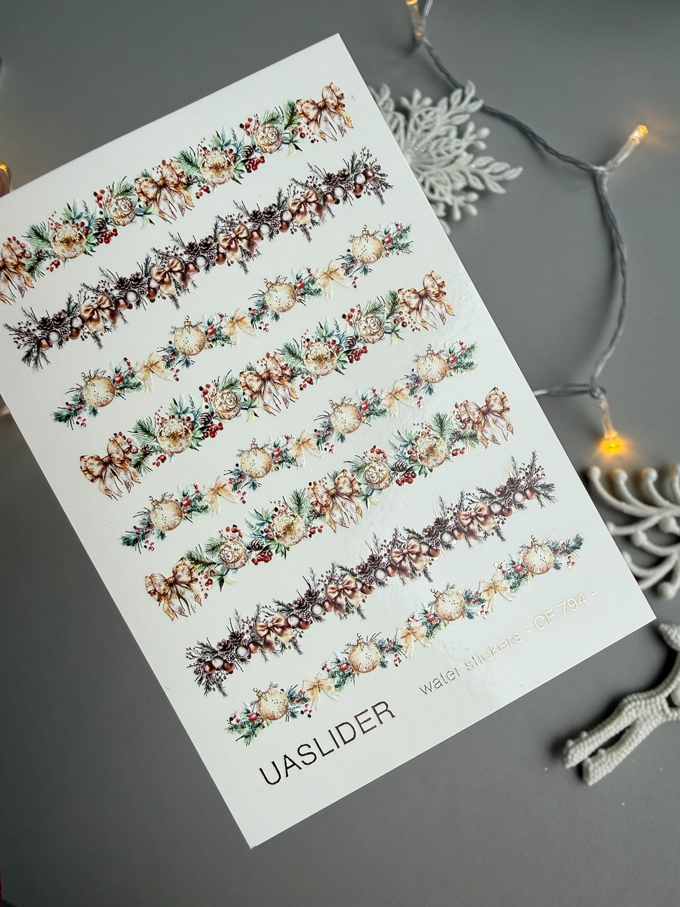 Christmas Nail Decals — Holiday Garland Strips with Gold Foil | CF - 794 - UASLIDER