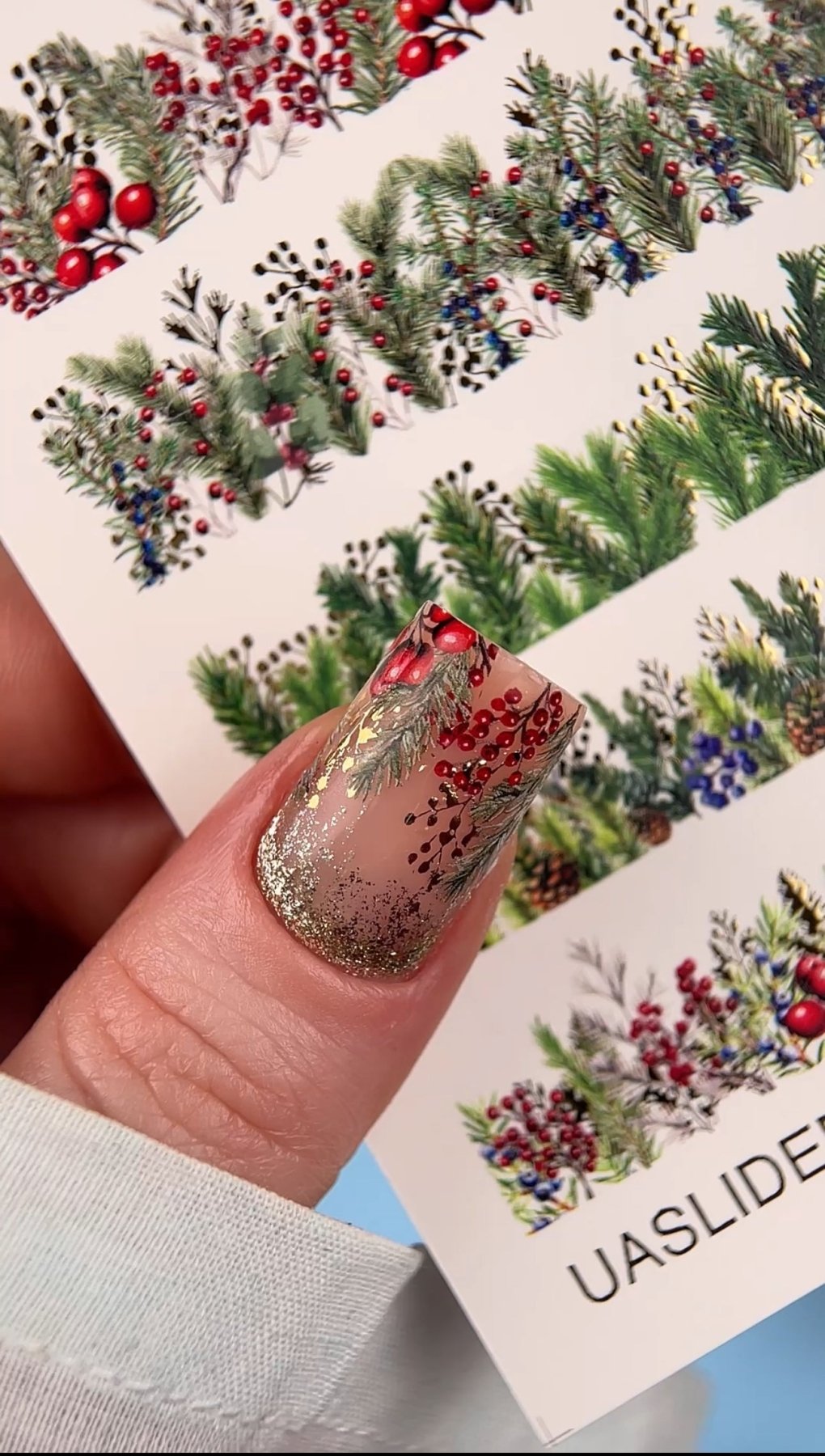 Christmas Nail Decals — Pine & Berry Botanical Strips Gold Foil | CF - 789 - UASLIDER