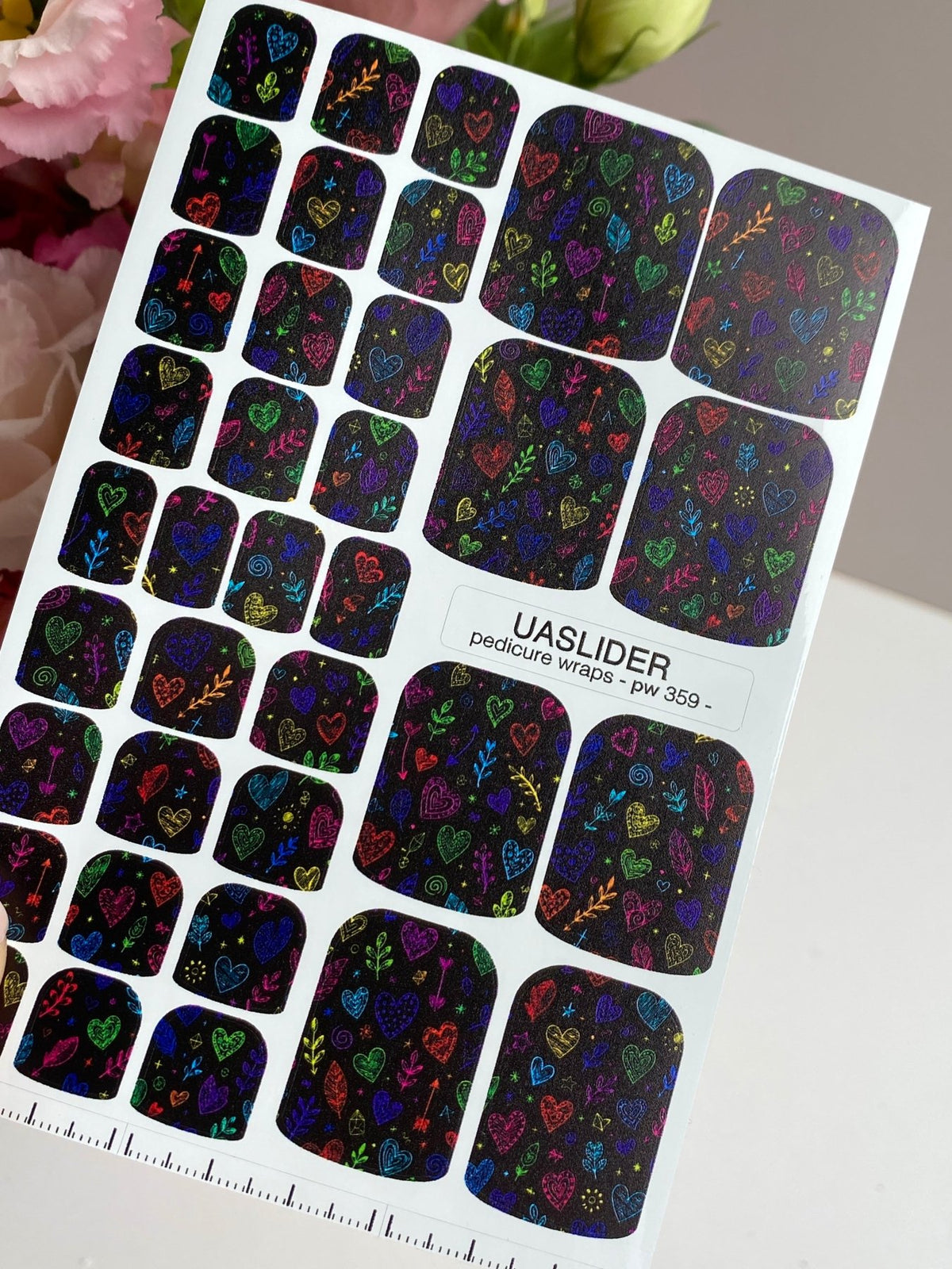Colorful Doodle Hearts Pedicure Nail Wraps — Black | pw-359 - UASLIDER