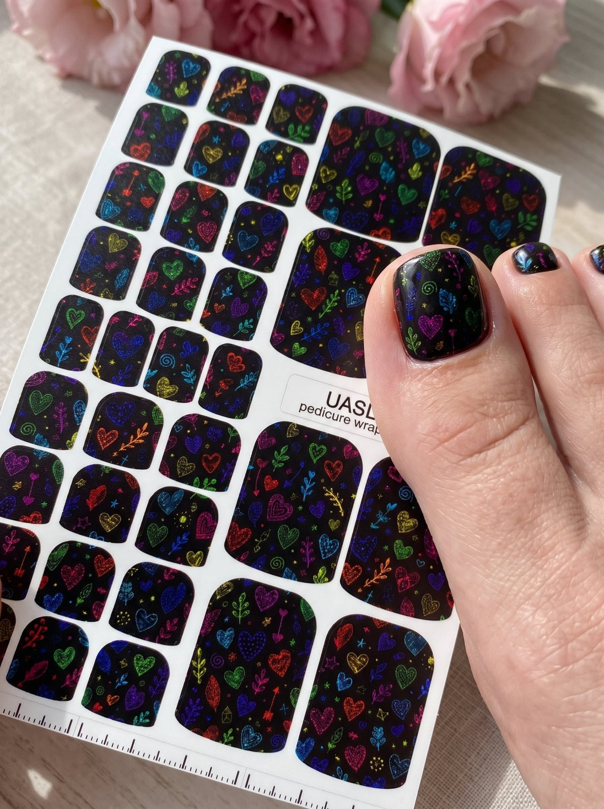Colorful Doodle Hearts Pedicure Nail Wraps — Black | pw-359 - UASLIDER