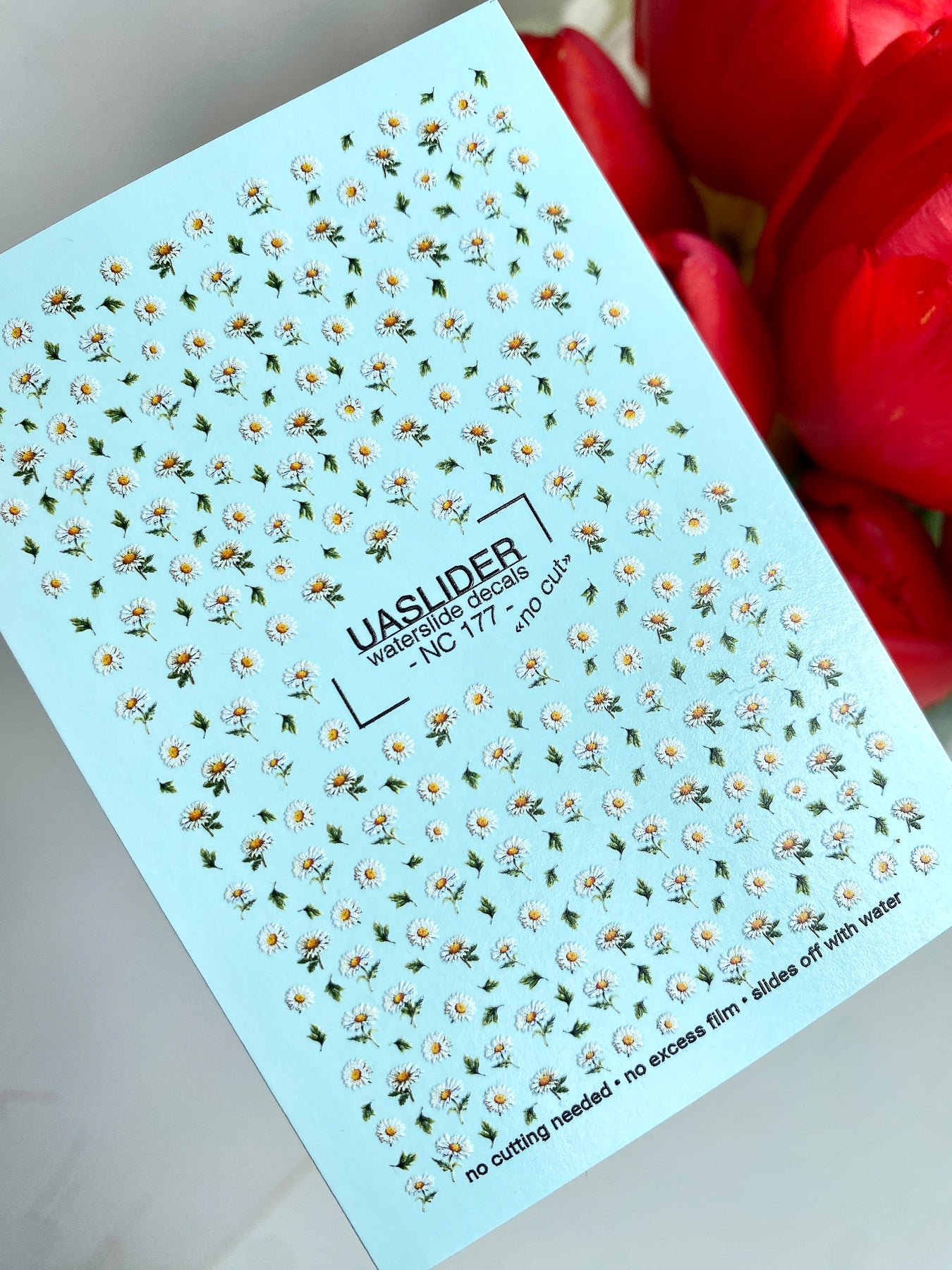 Daisy Nail Decals — Scattered White Chamomile Flowers | NC-177 - UASLIDER