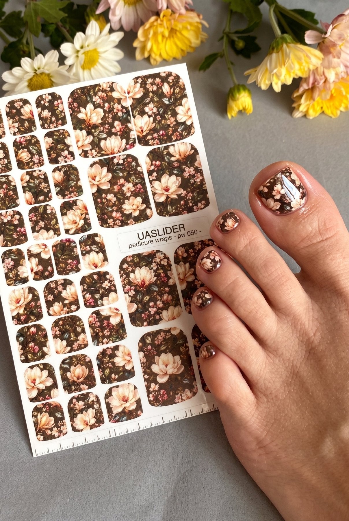 Dark Floral Pedicure Nail Wraps — Cream Magnolia on Black | PW-050 - UASLIDER