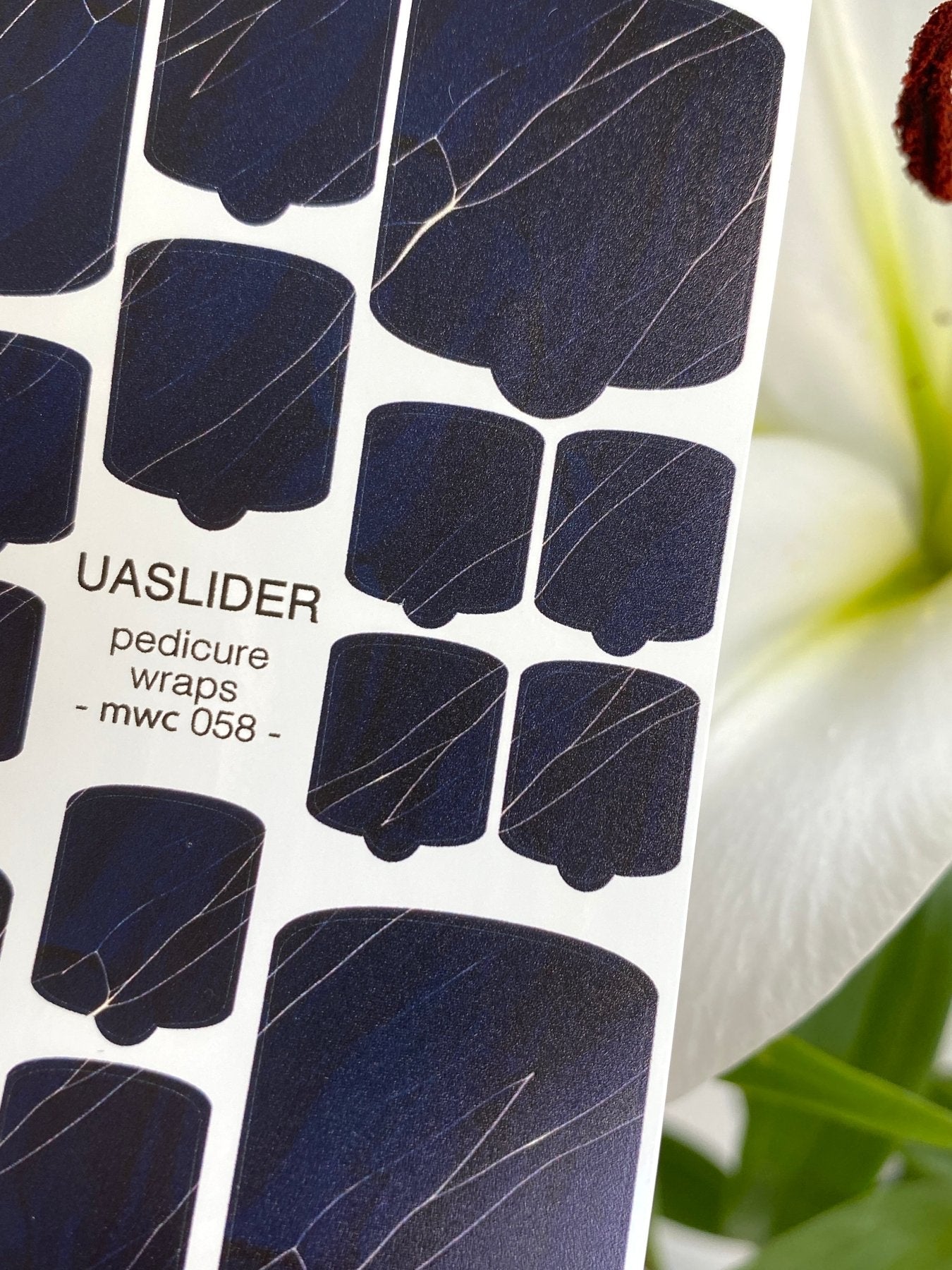 Dark Navy Pedicure Nail Wraps — Minimalist Silver Line Detail | MWC-058 - UASLIDER