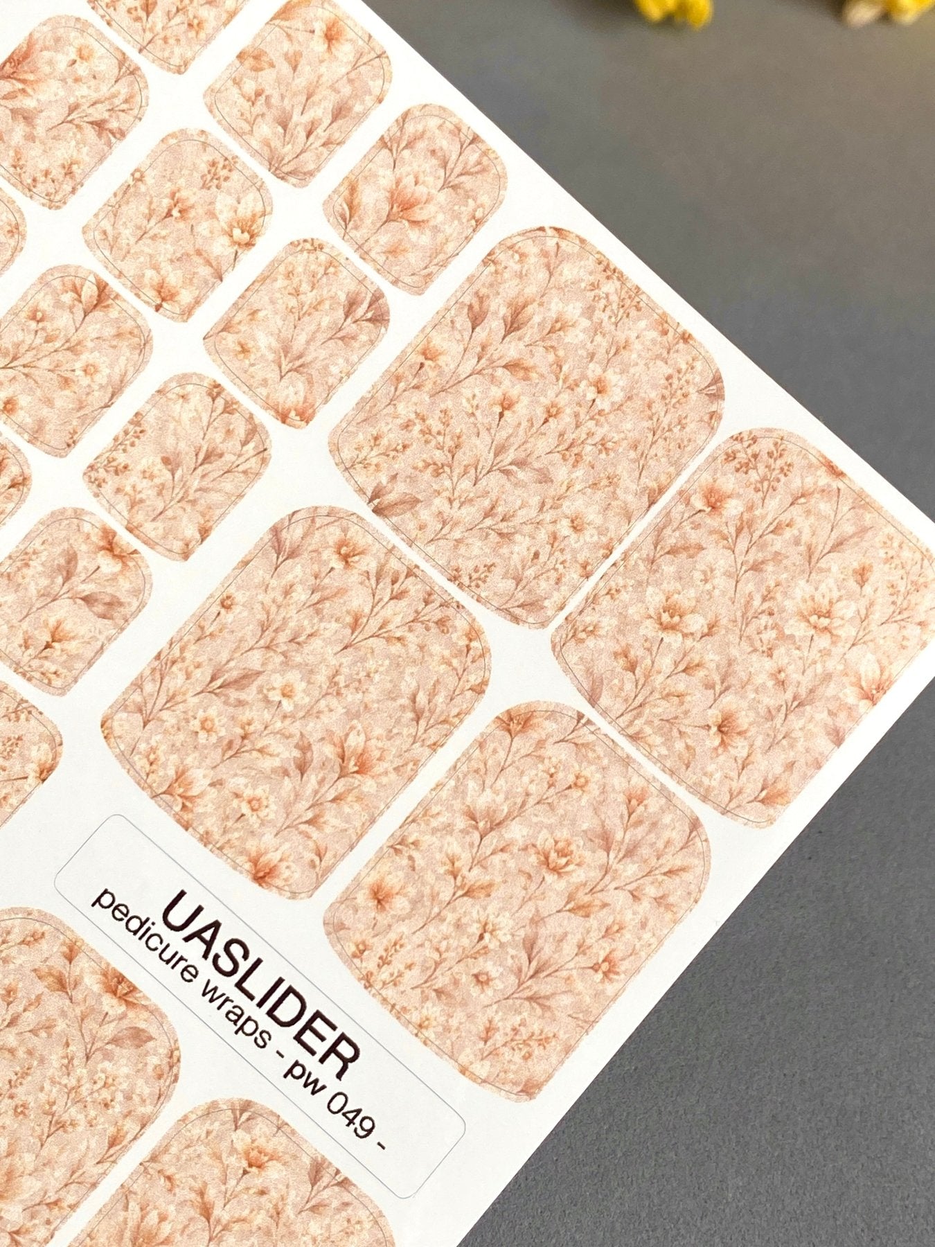 Ditsy Wildflower Pedicure Nail Wraps — Terracotta & Beige Floral | PW-049 - UASLIDER