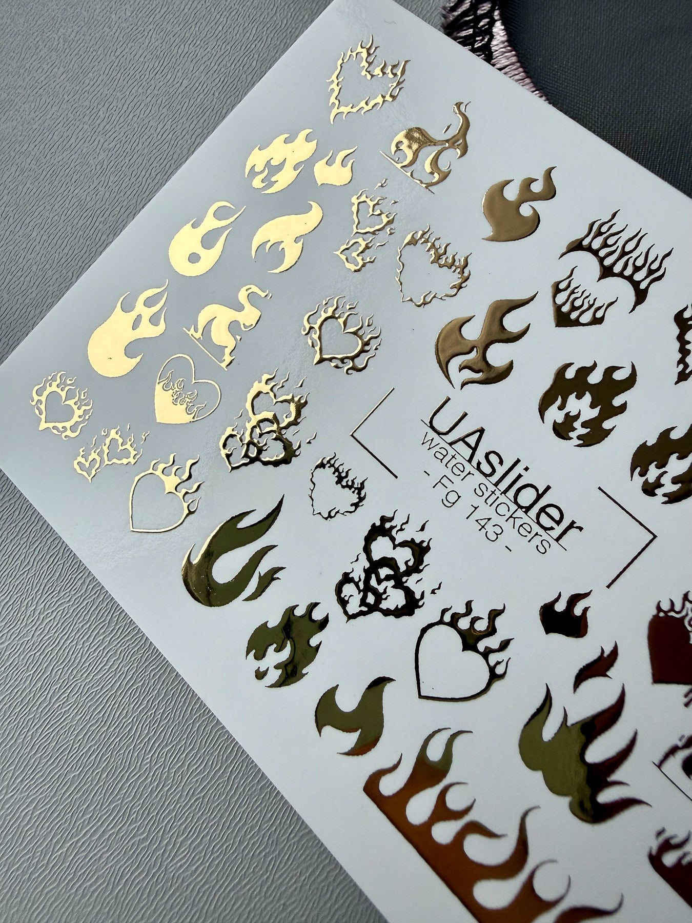 Flame Heart Nail Decals — Gold Foil Fire & Hearts | Fg - 143 - UASLIDER