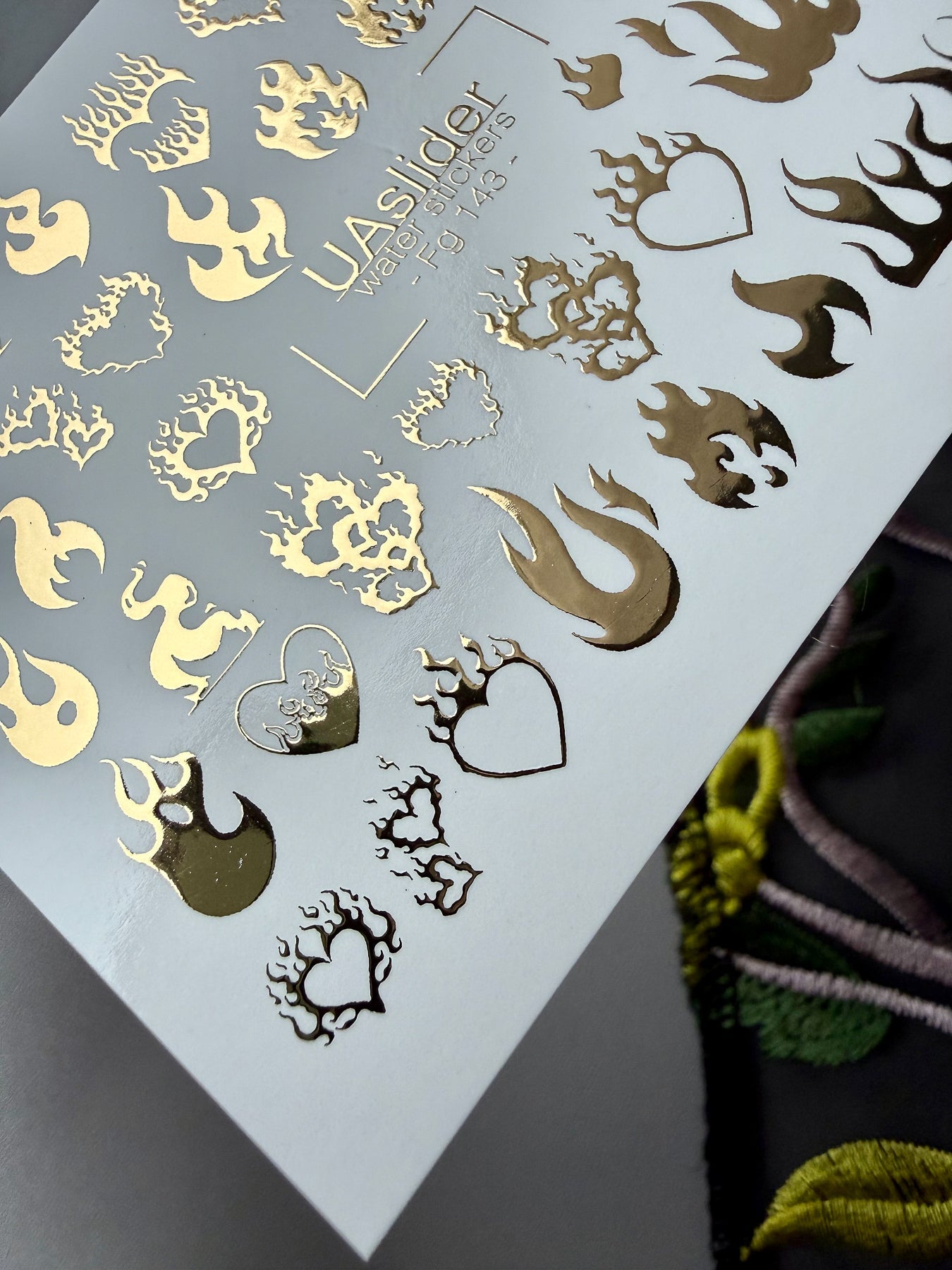 Flame Heart Nail Decals — Gold Foil Fire & Hearts | Fg - 143 - UASLIDER