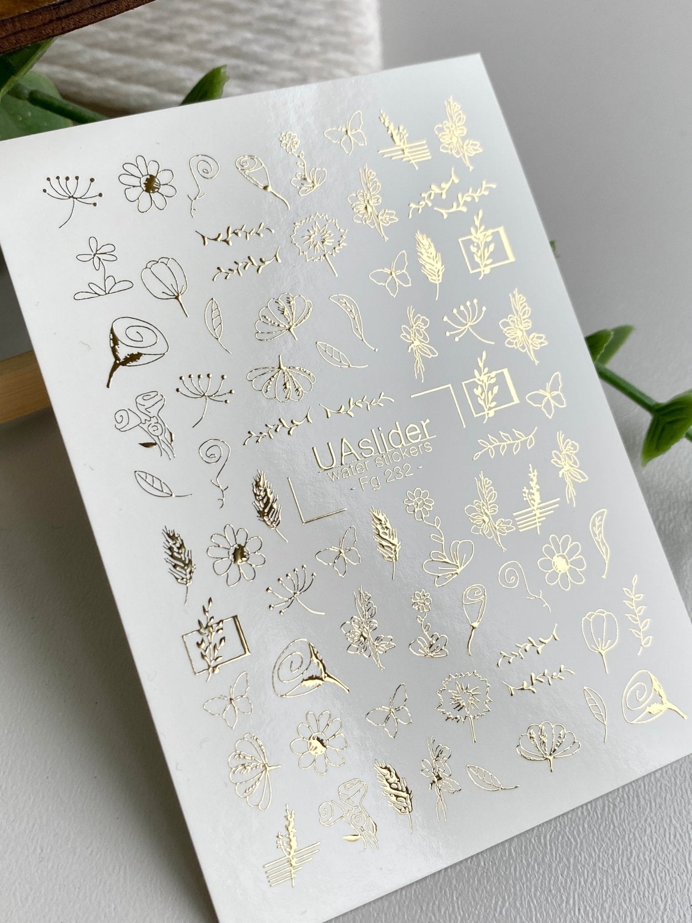 Floral Nail Decals — Gold Foil Wildflower & Butterfly Mix | Fg - 232 - UASLIDER