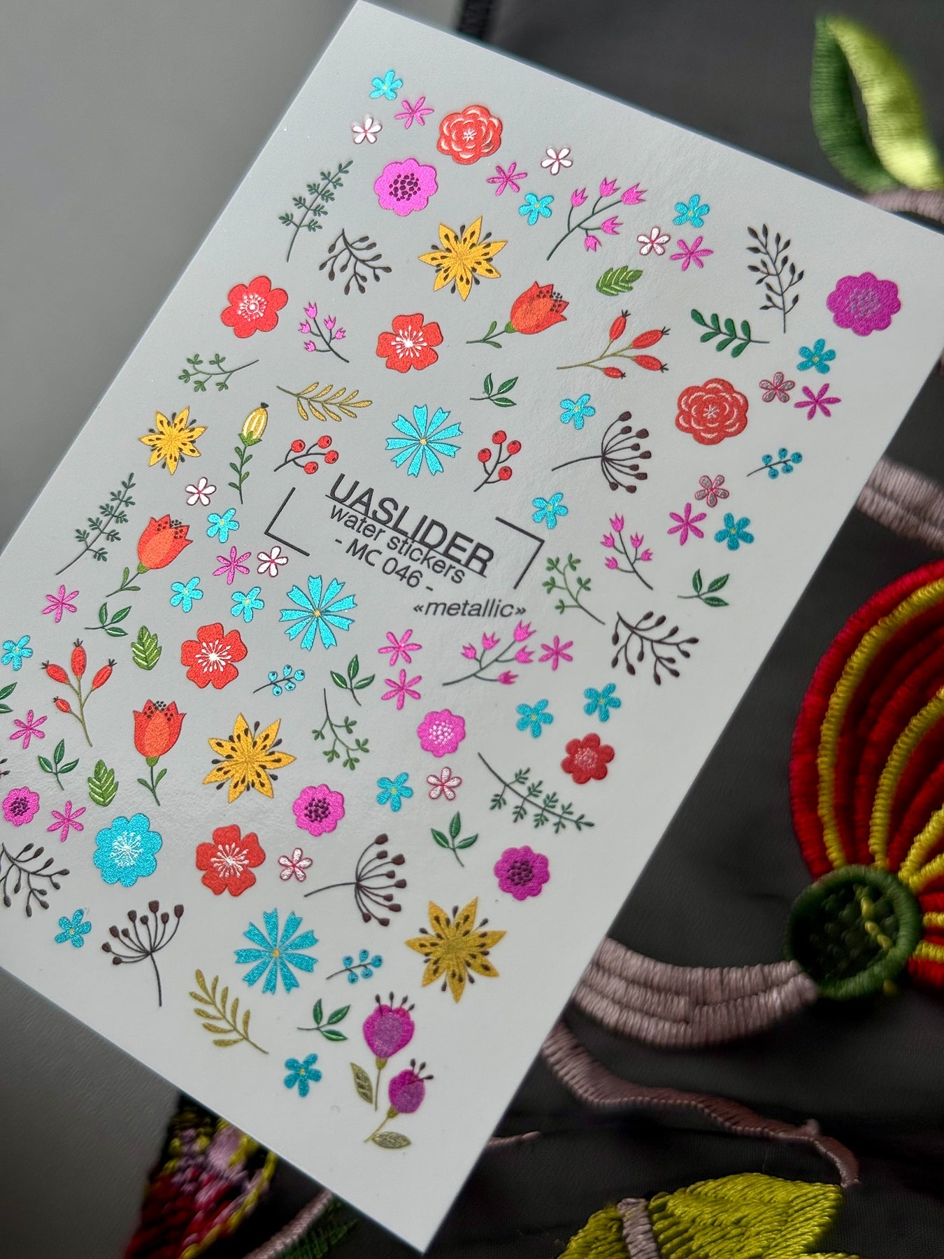 Floral Nail Decals — Metallic Wildflowers & Branches | MC-046 - UASLIDER