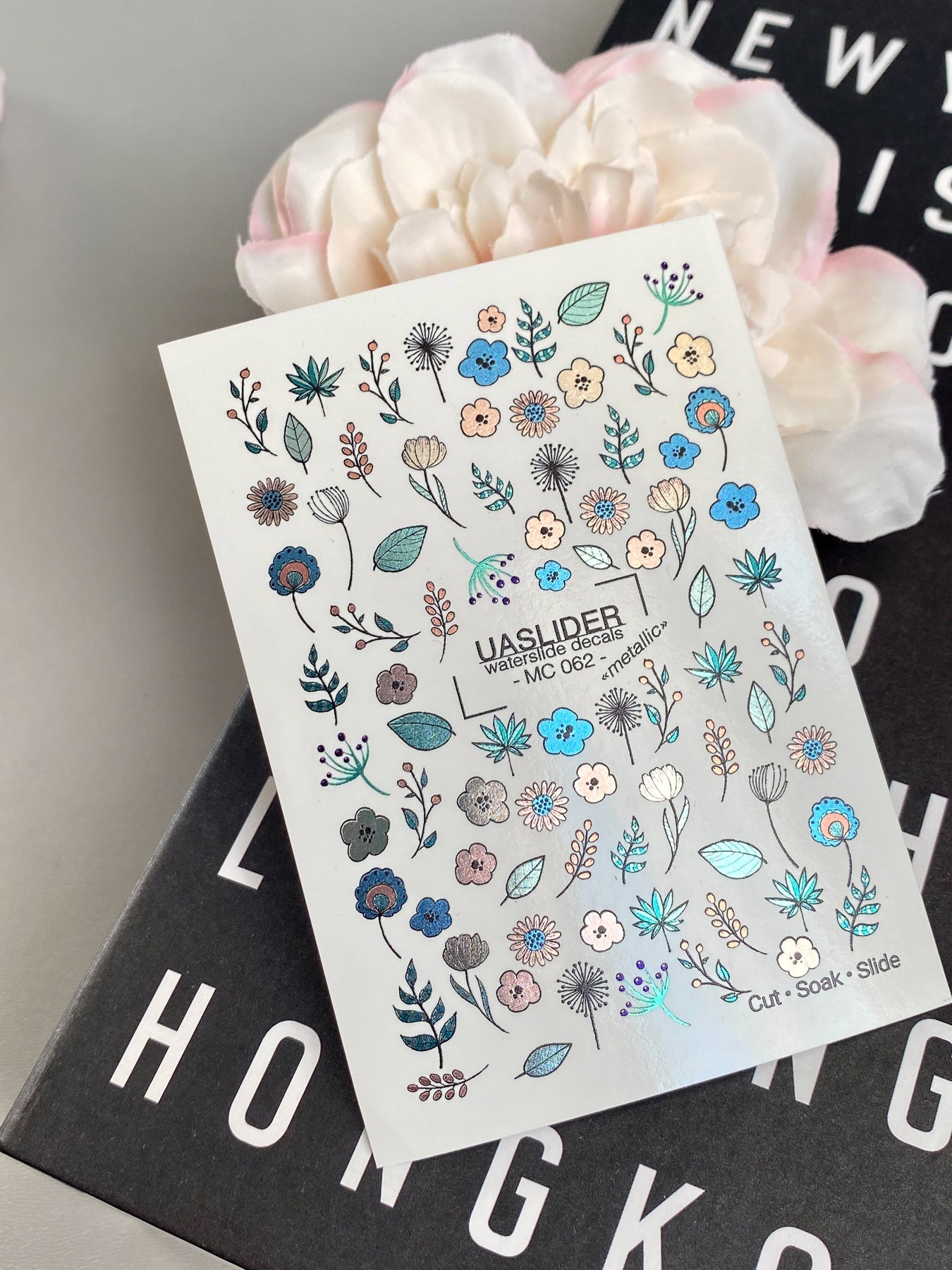 Floral Nail Decals — Metallic Wildflowers, Leaves & Dandelions | MC-062 - UASLIDER