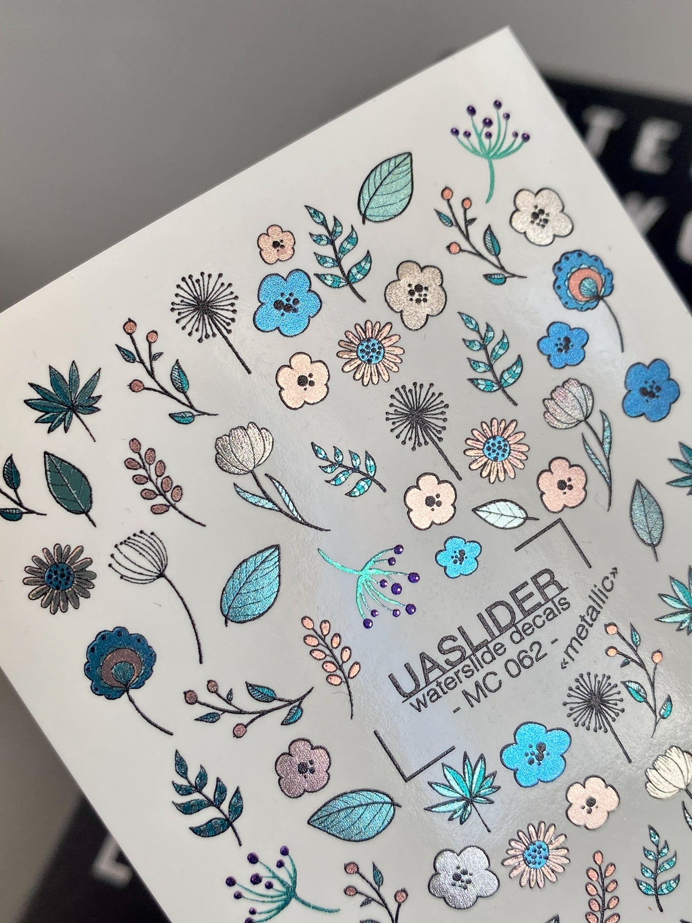 Floral Nail Decals — Metallic Wildflowers, Leaves & Dandelions | MC-062 - UASLIDER