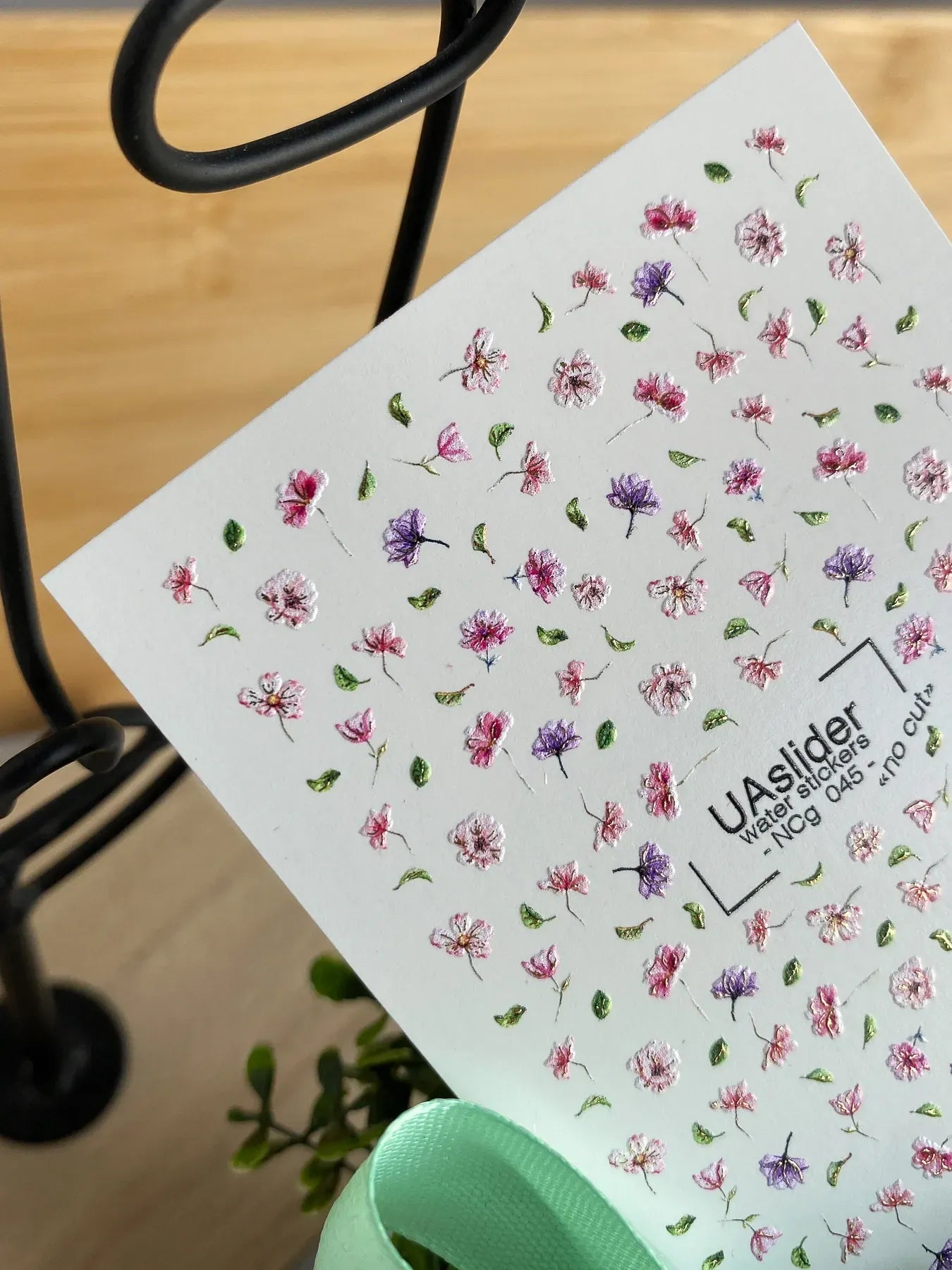 Floral Nail Decals — Pink Purple Wildflowers Gold Foil No Cut | NCg - 045 - UASLIDER