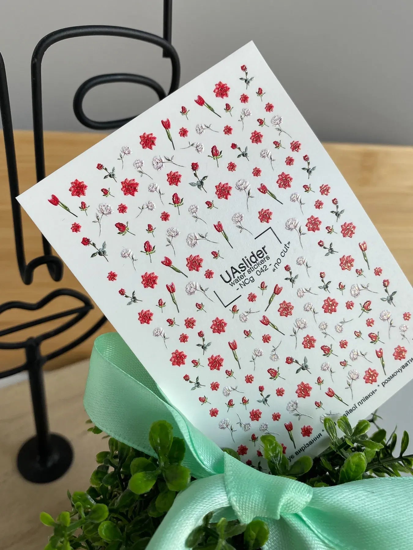 Floral Nail Decals — Red Roses Tulips Gold Foil No Cut | NCg - 042 - UASLIDER
