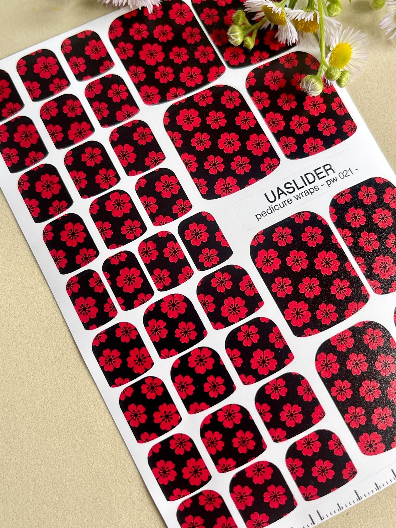 Floral Pedicure Nail Wraps — Red Sakura Blossoms on Black | PW-021 - UASLIDER