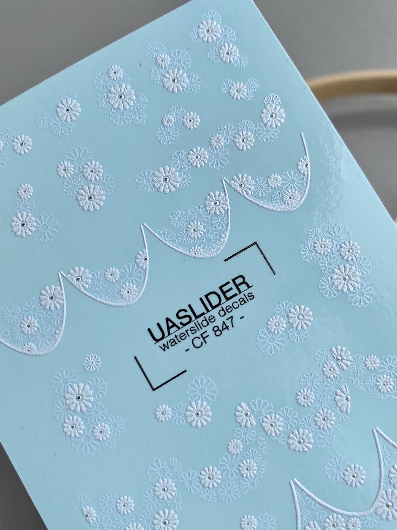 French Tip Nail Decals — White Daisy Flowers & Silver Foil | CF-847 - UASLIDER