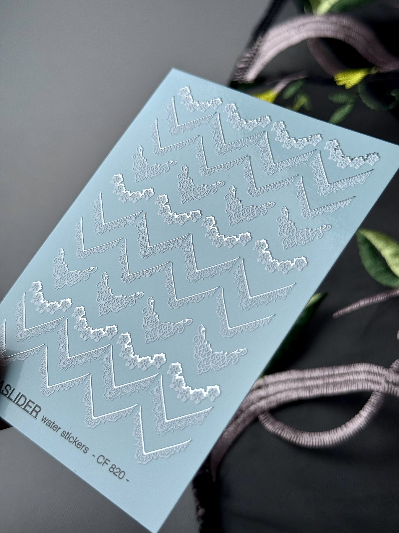 French Tip Nail Stickers — White Lace V - Shape & Floral corners | CF - 820 - UASLIDER