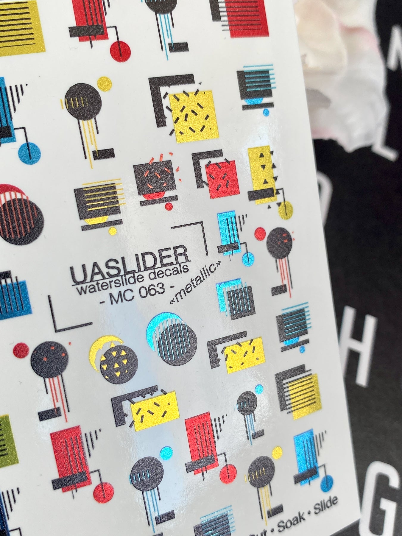 Geometric Nail Decals — Bauhaus Squares, Circles & Lines | MC-063 - UASLIDER