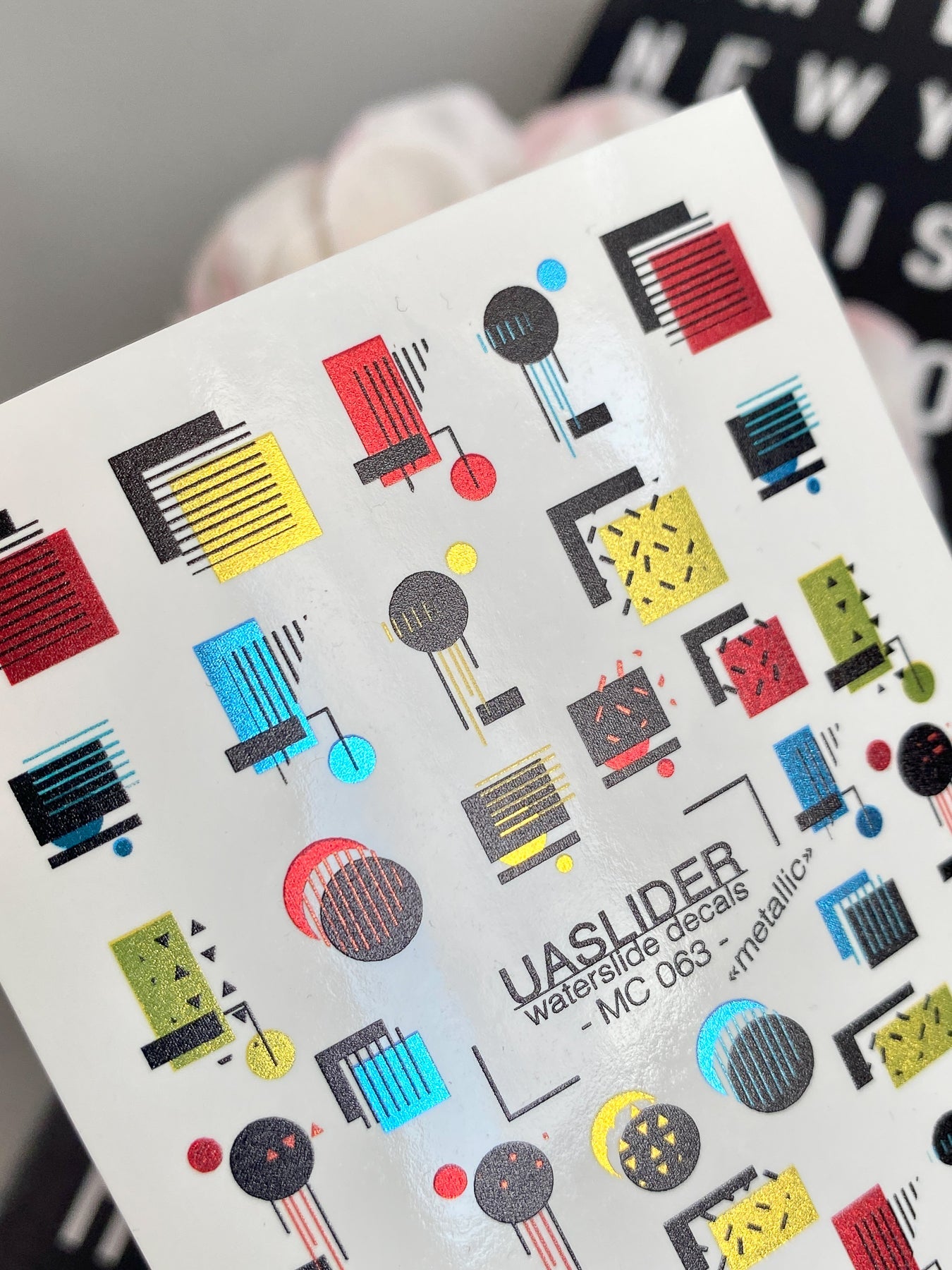 Geometric Nail Decals — Bauhaus Squares, Circles & Lines | MC-063 - UASLIDER