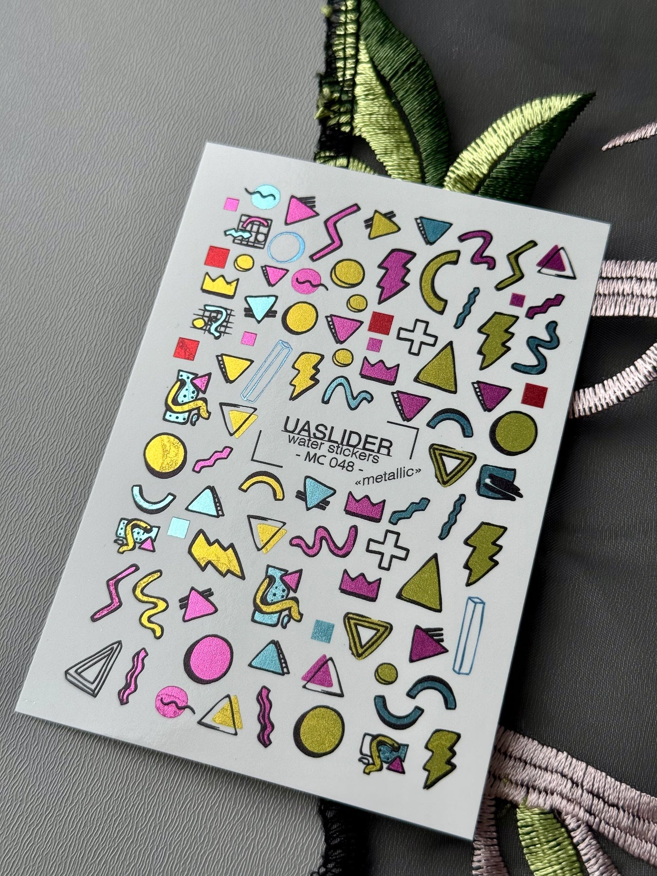 Geometric Nail Decals — Retro Memphis Shapes & Lightning | MC-048 - UASLIDER