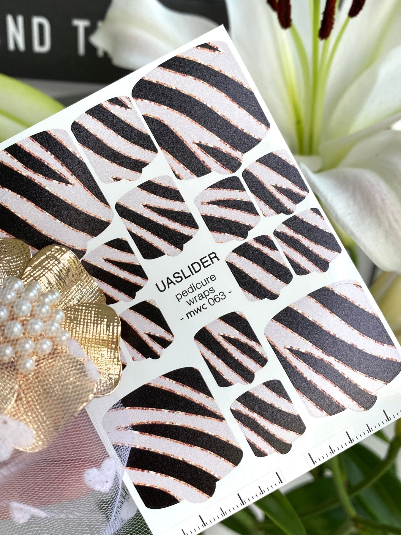 Glam Zebra Pedicure Nail Wraps — Black, Blush & Rose Gold Stripes | MWC-063 - UASLIDER