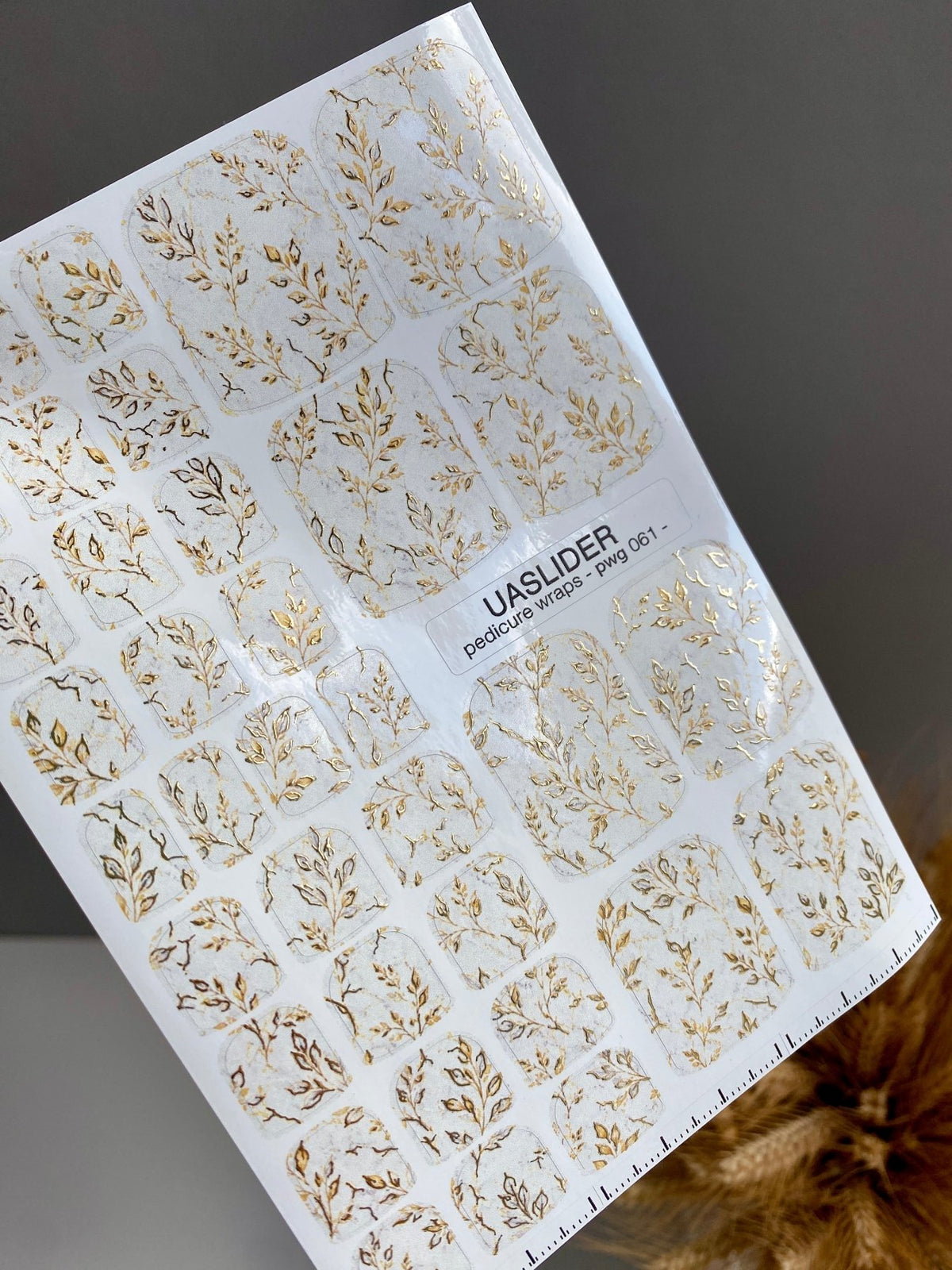 Gold Botanical Pedicure Nail Wraps — Delicate Branches | pwg-061 - UASLIDER