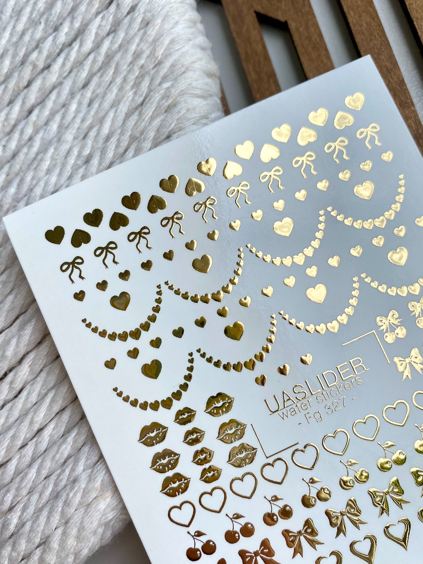 Heart Nail Decals — Gold Foil Hearts, Bows, Lips & Cherries | Fg-327 - UASLIDER