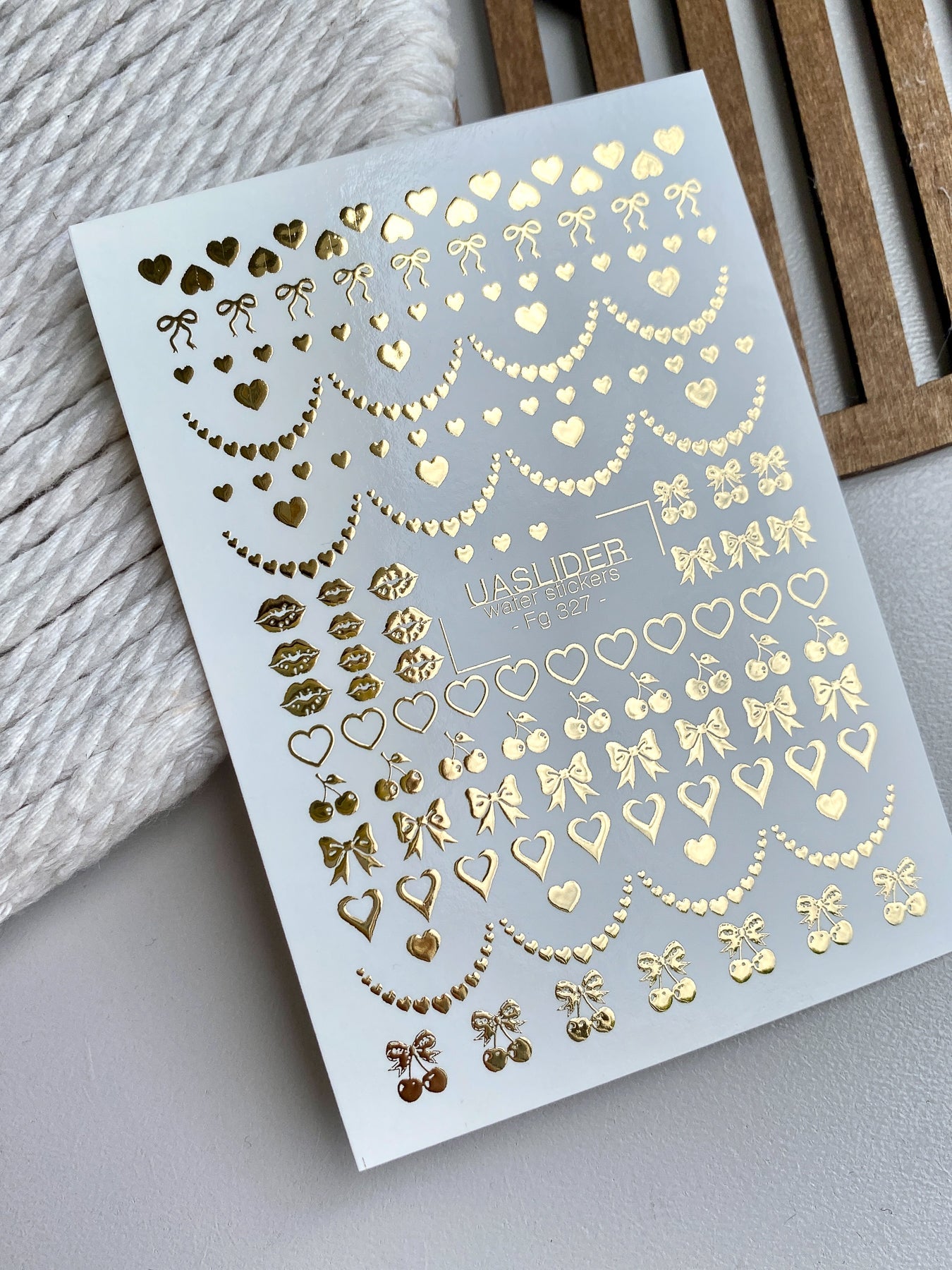 Heart Nail Decals — Gold Foil Hearts, Bows, Lips & Cherries | Fg-327 - UASLIDER
