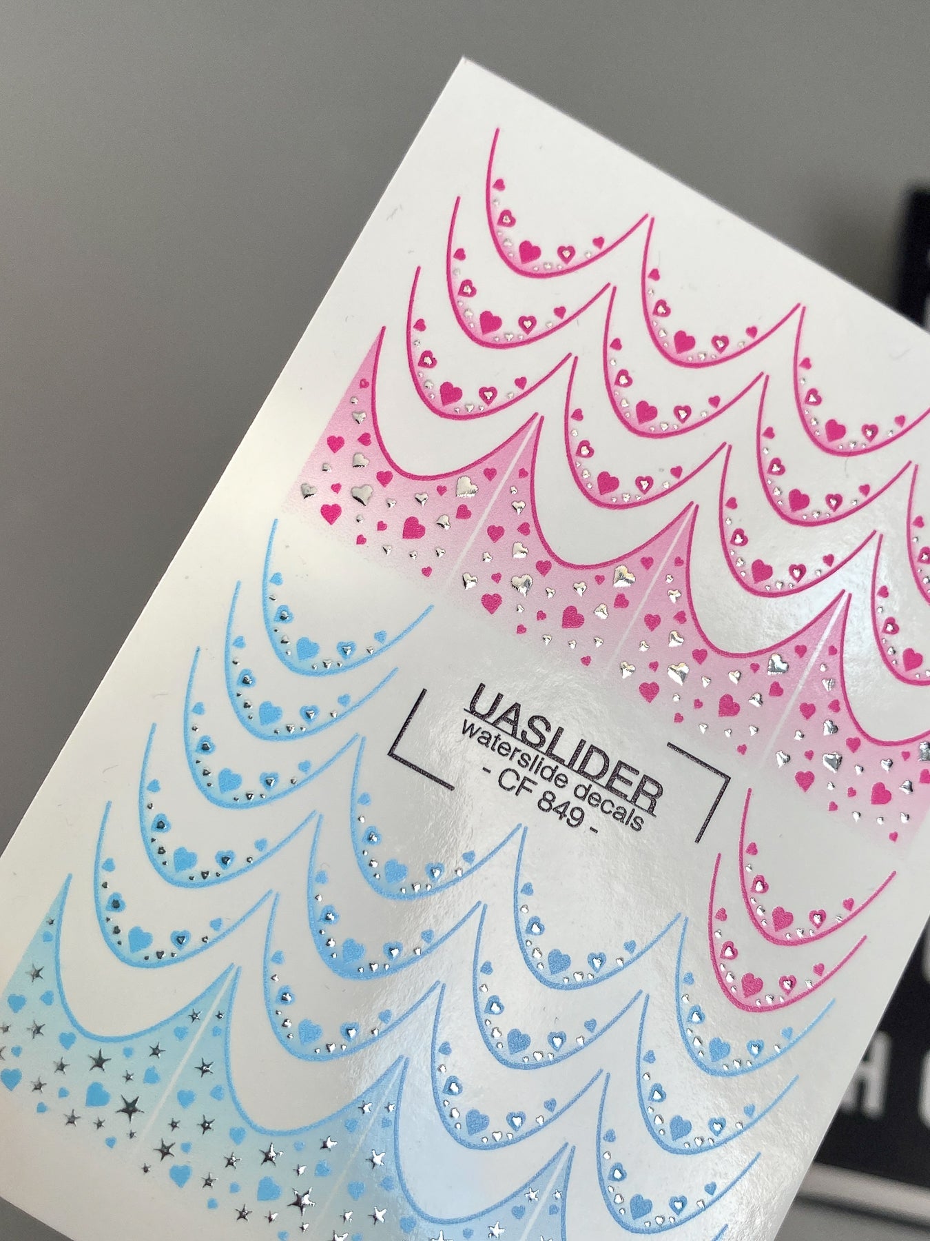 Heart Nail Decals — Pink & Blue Scale Pattern, Silver Foil | CF - 849 - UASLIDER