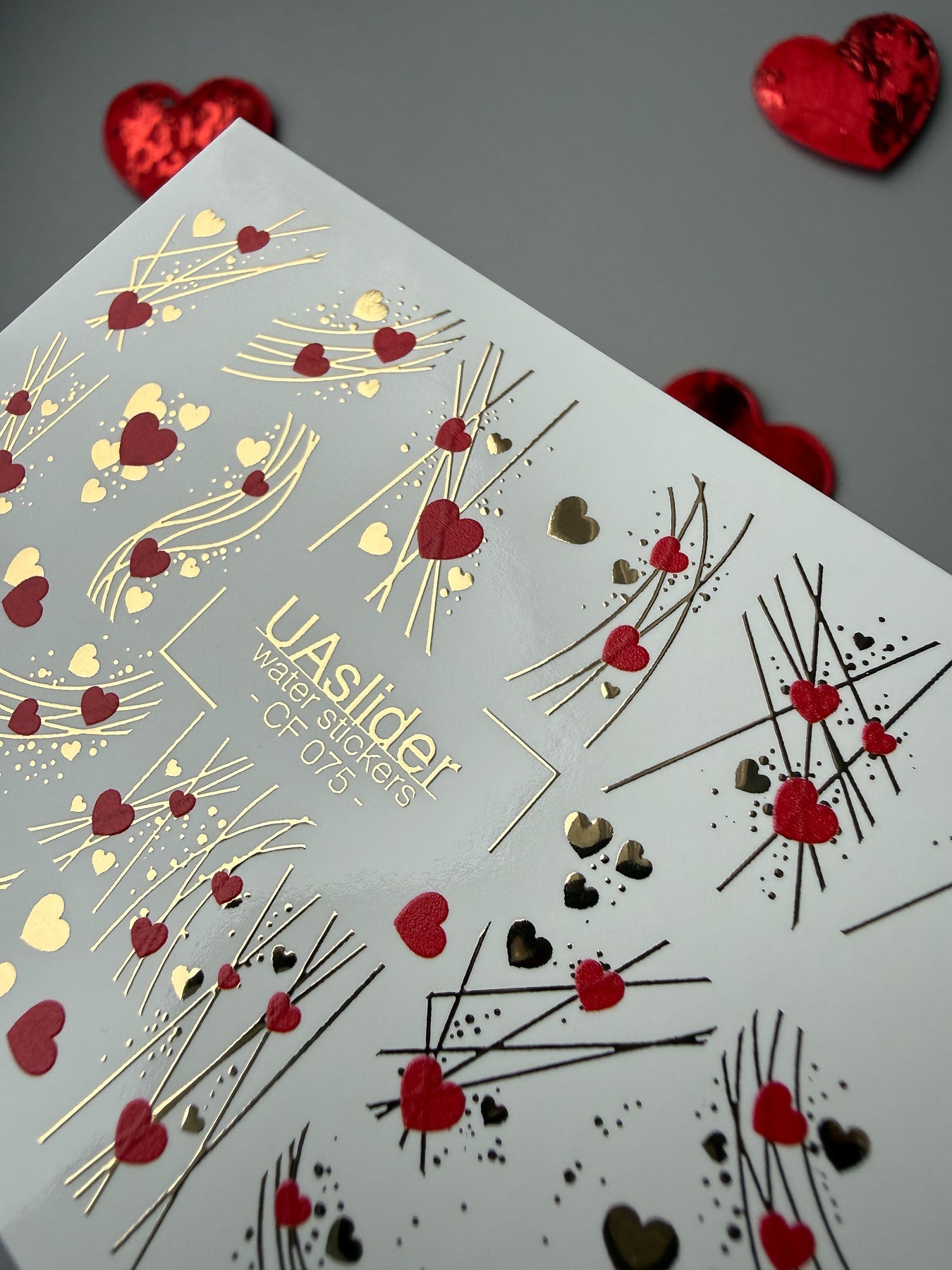 Heart Nail Decals — Red Hearts & Gold Foil Lines | CF - 075 - UASLIDER