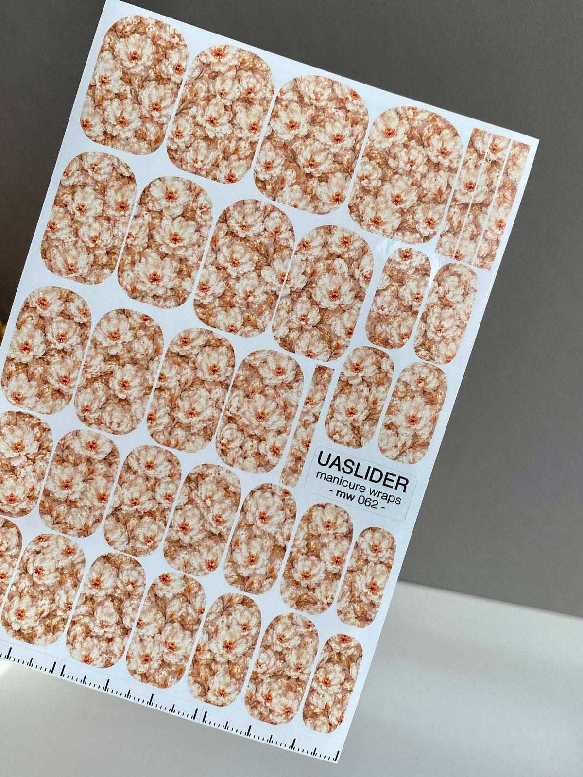 Ivory Floral Manicure Wraps — Warm Beige Blooms | mw-062 - UASLIDER
