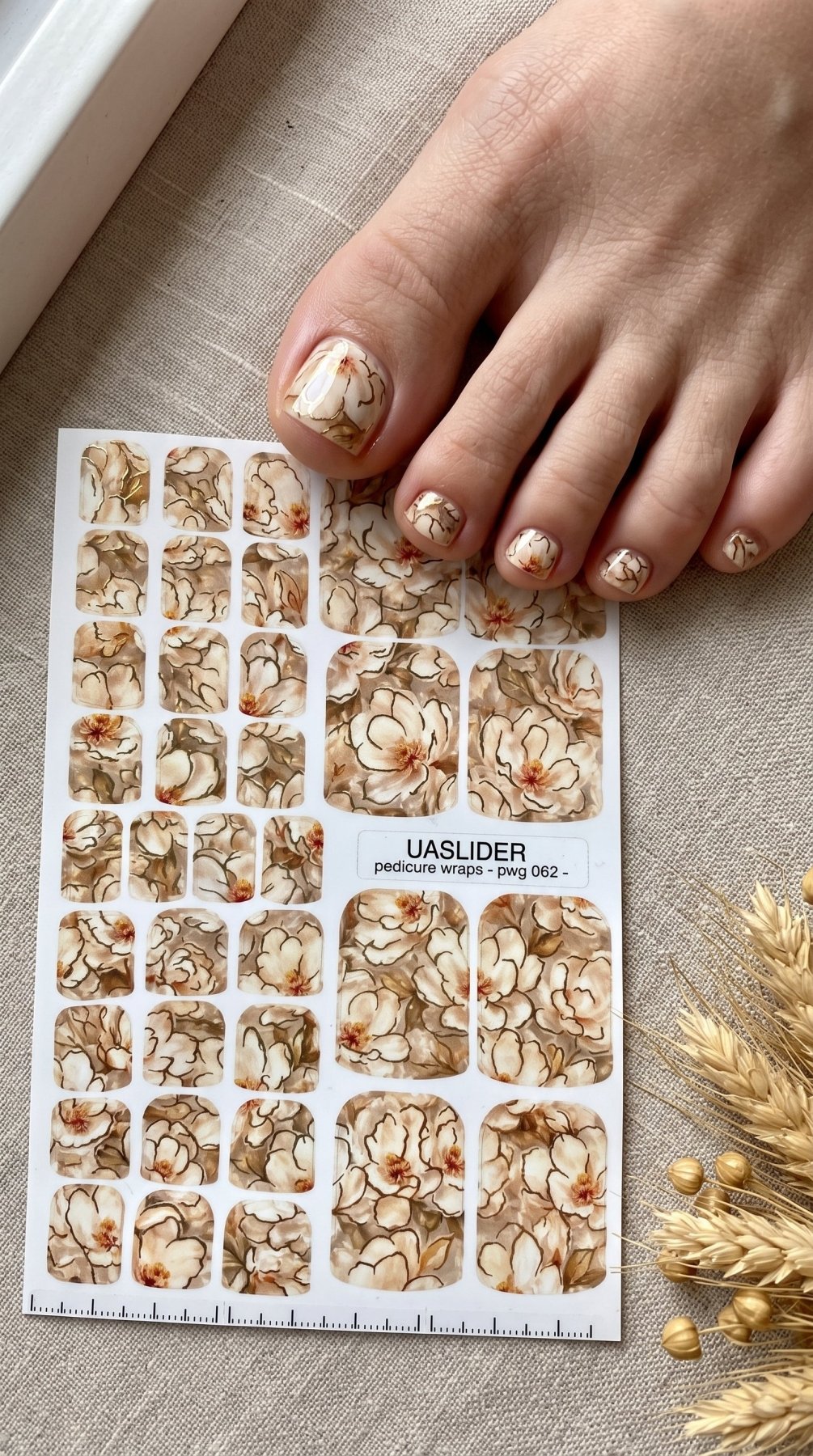 Ivory Floral Pedicure Wraps — Warm Beige & Gold Foil | pwg-062 - UASLIDER