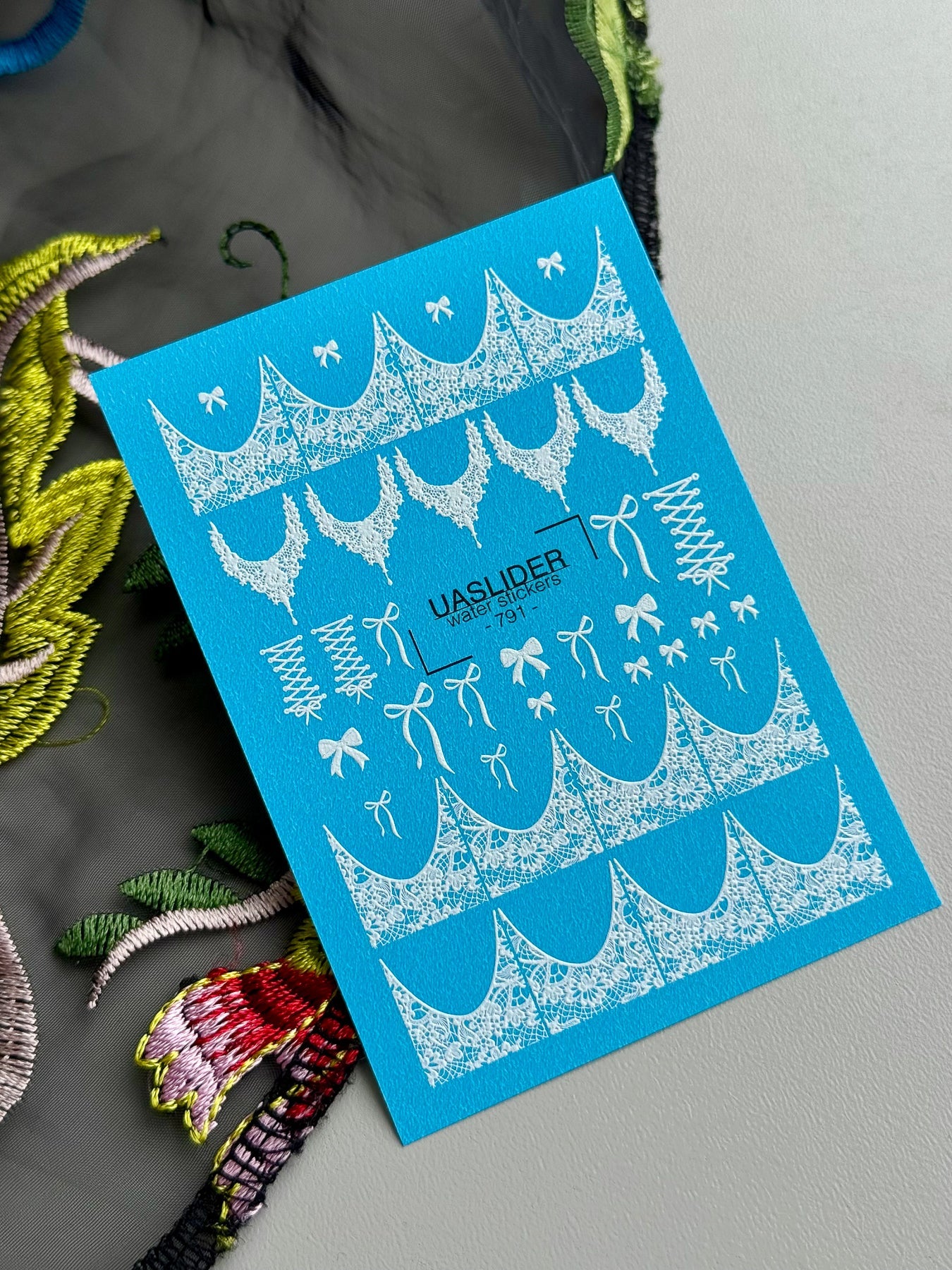 Lace Nail Decals — White Lace Tips, Chandelier & Bows | 791 - UASLIDER