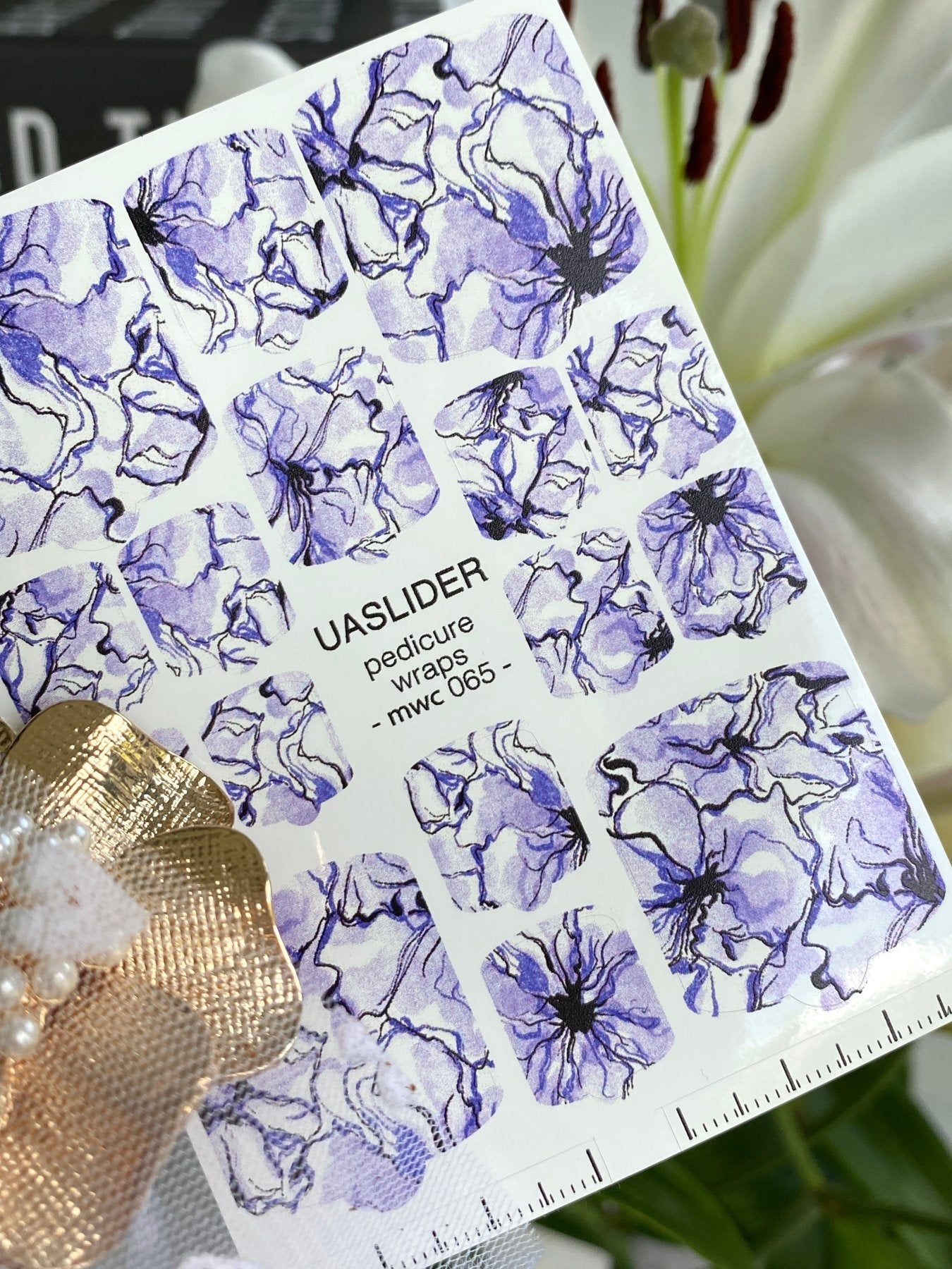 Lavender Floral Pedicure Nail Wraps — Oversized Ink Flower Art | MWC-065 - UASLIDER