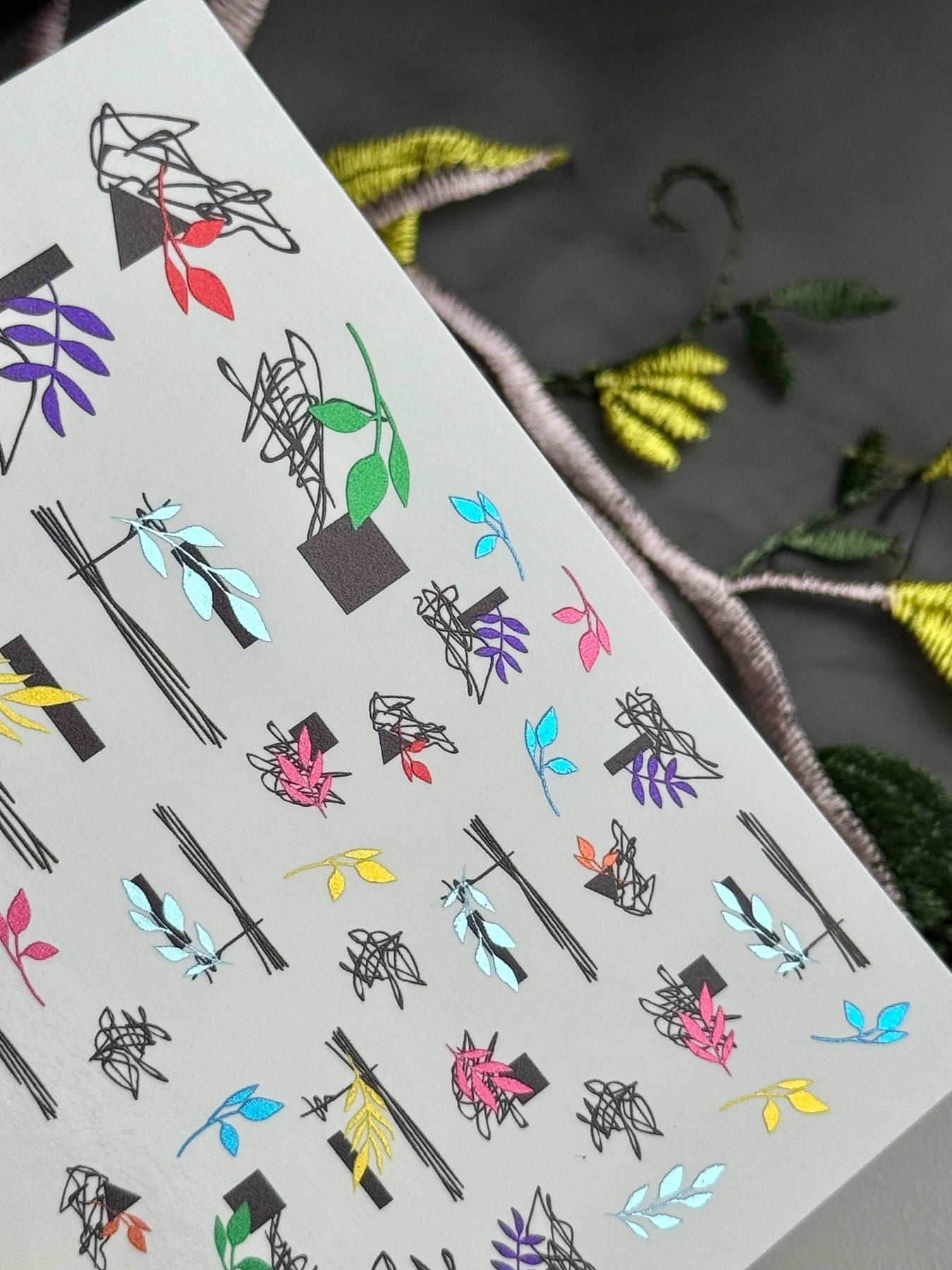 Leaf Nail Decals — Abstract Branches, Black Blocks & Scribbles | MC-059 - UASLIDER