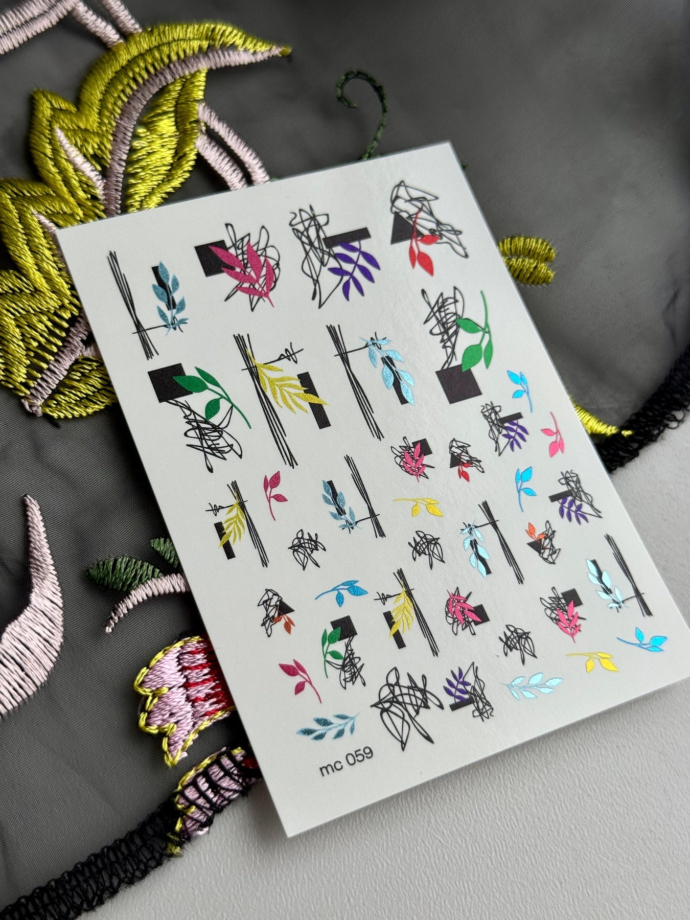 Leaf Nail Decals — Abstract Branches, Black Blocks & Scribbles | MC-059 - UASLIDER
