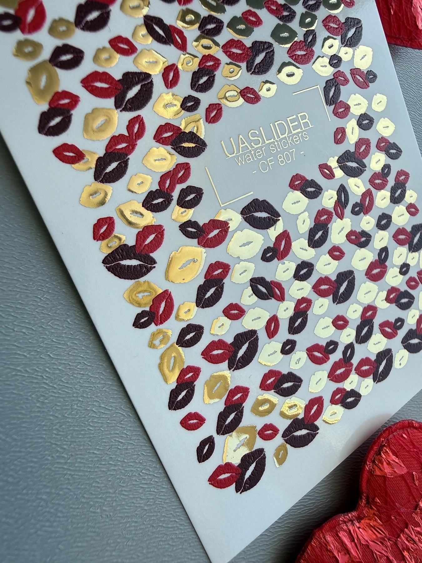Lips Print Nail Decals — Kiss Print Pattern Gold Foil | CF - 807 - UASLIDER