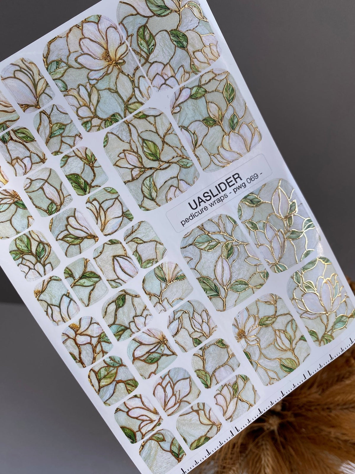 Magnolia Pedicure Nail Wraps — Gold Foil Botanical | pwg-069 - UASLIDER